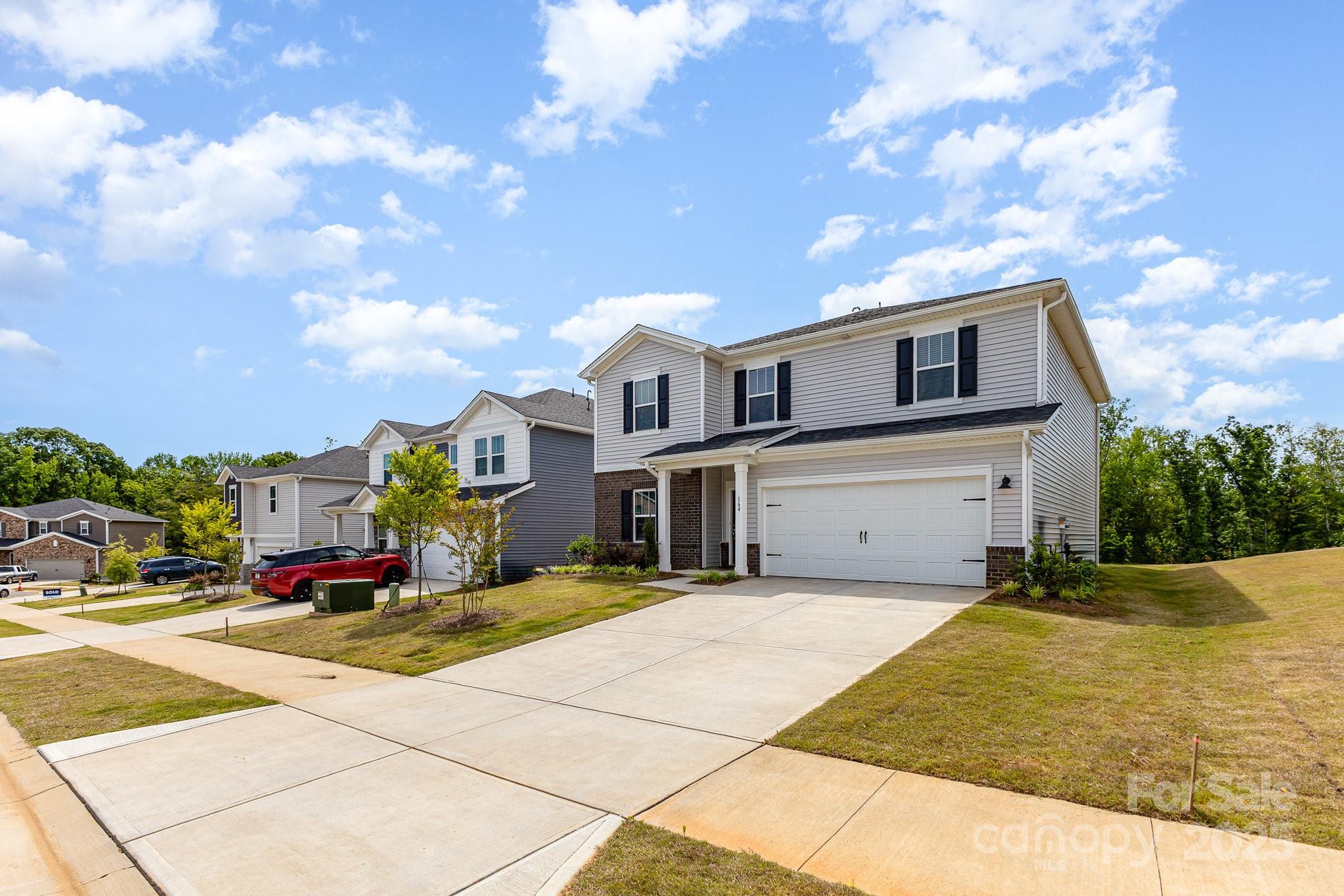 164 Shepherds Landing Drive Property Photo 3