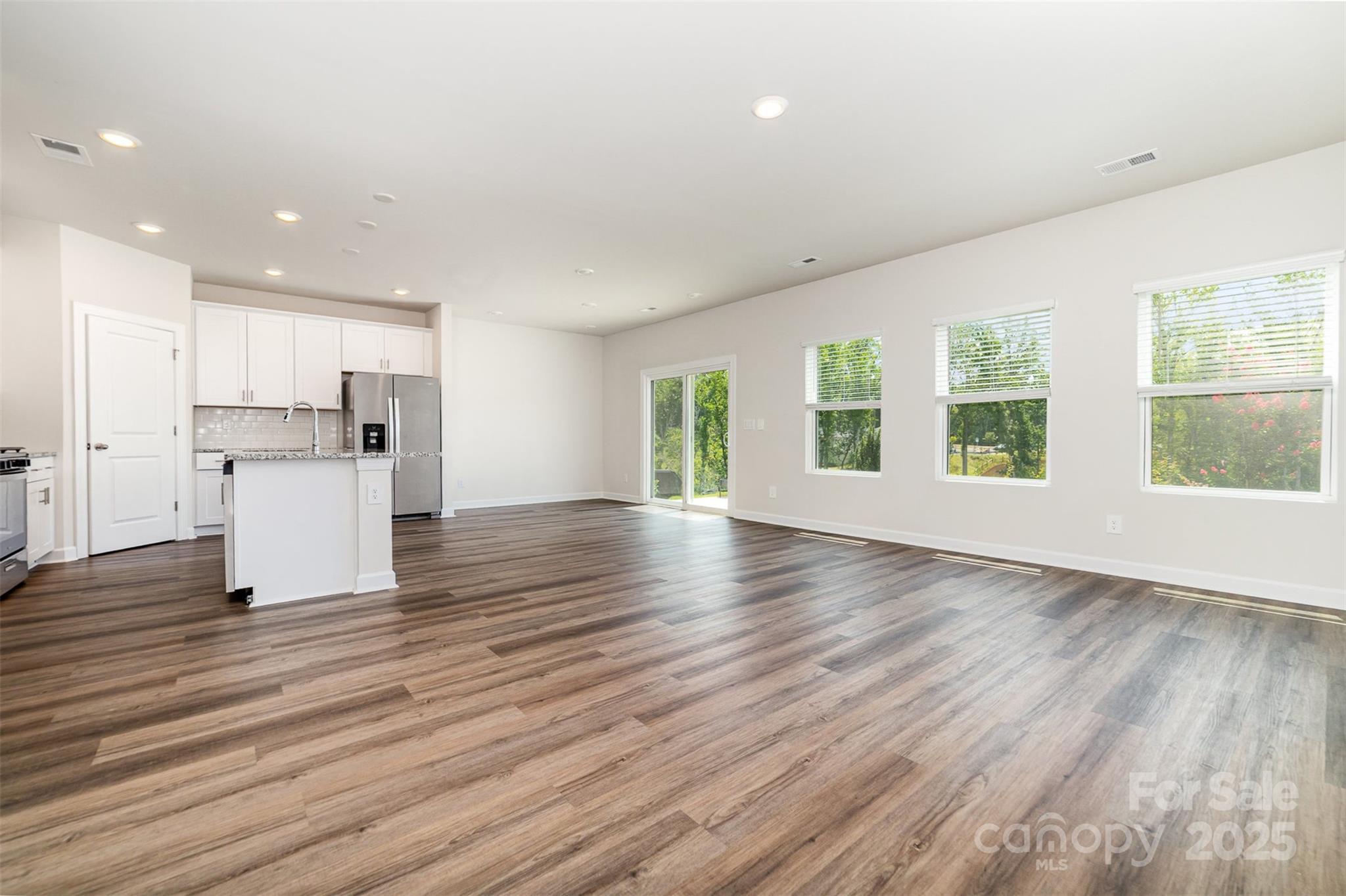 164 Shepherds Landing Drive Property Photo 6