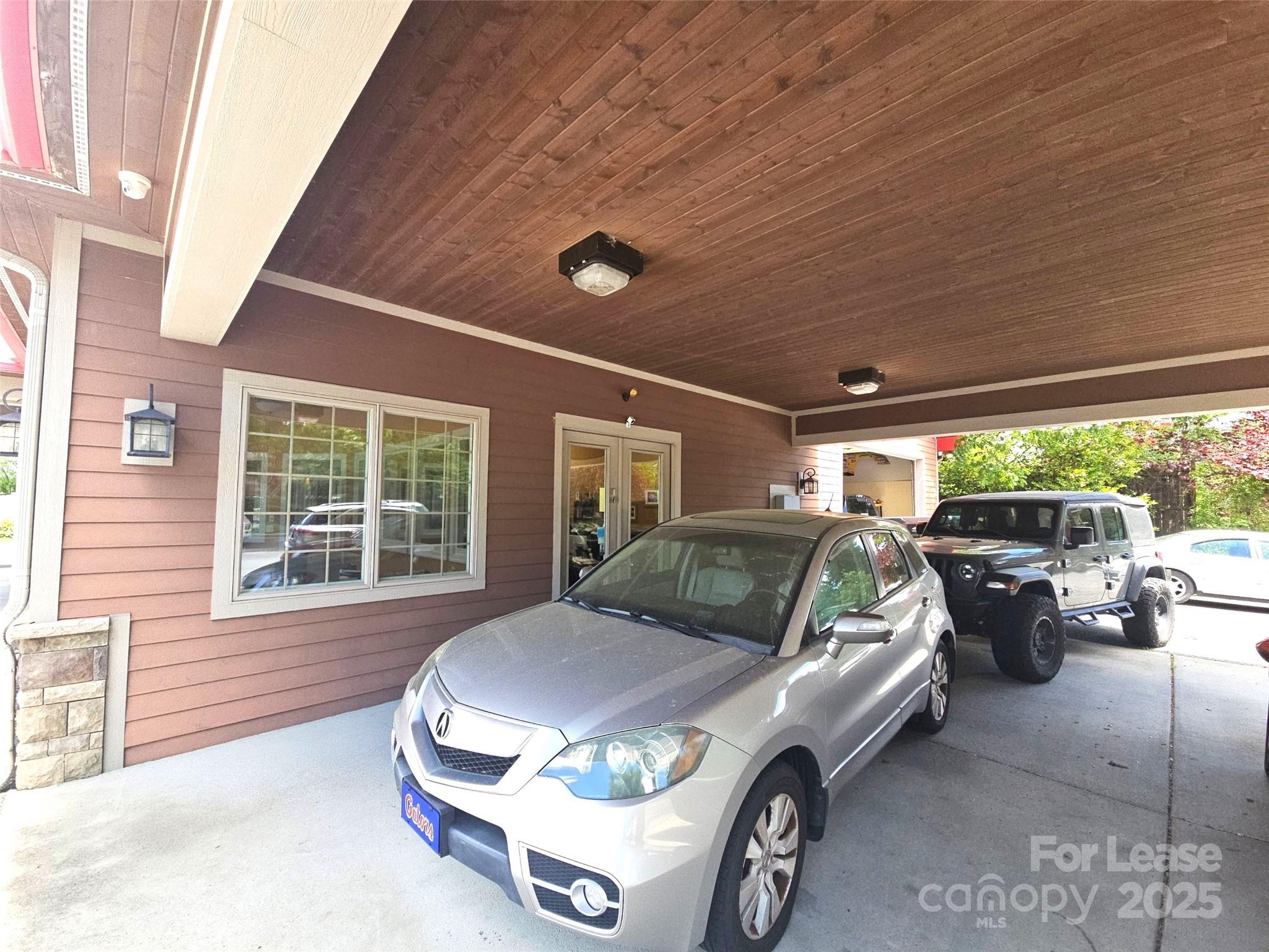 1216 Asheville Highway Property Photo 7