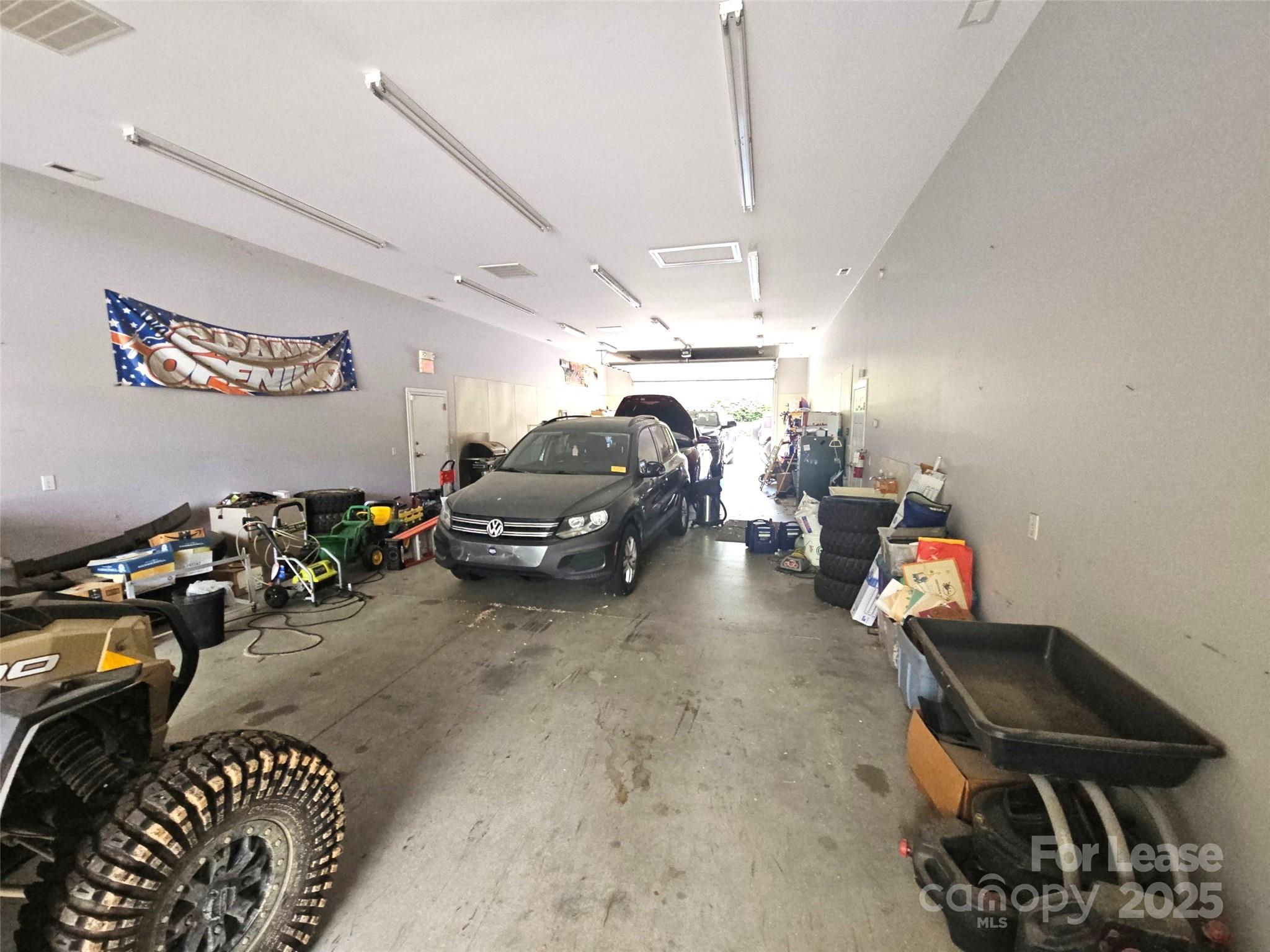 1216 Asheville Highway Property Photo 9