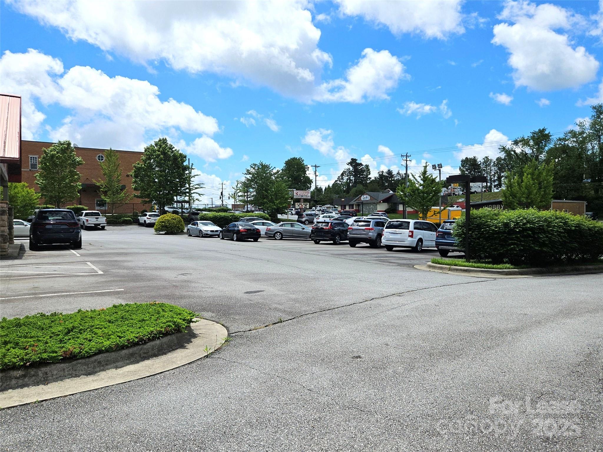 1216 Asheville Highway Property Photo 15