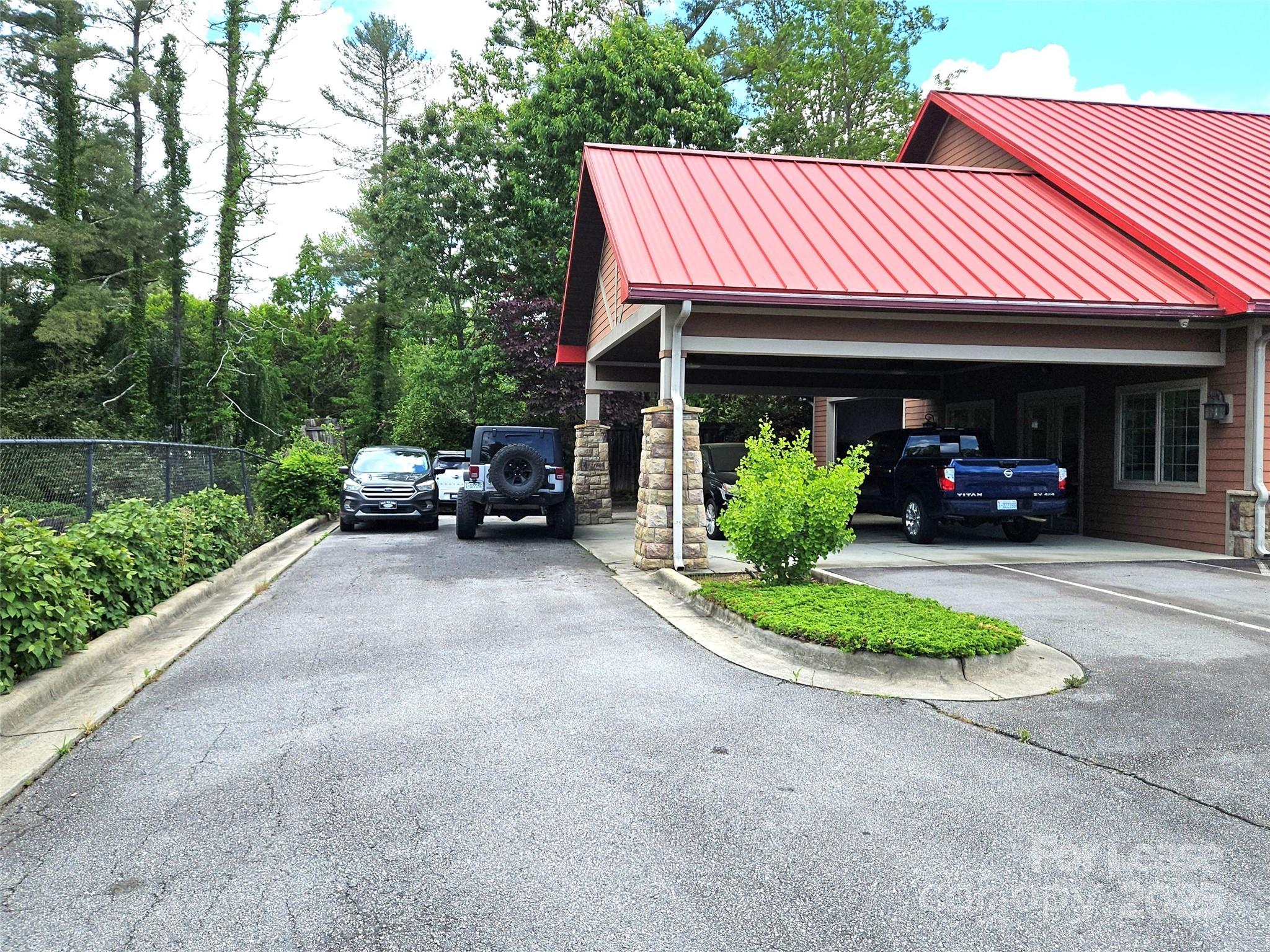 1216 Asheville Highway Property Photo 16