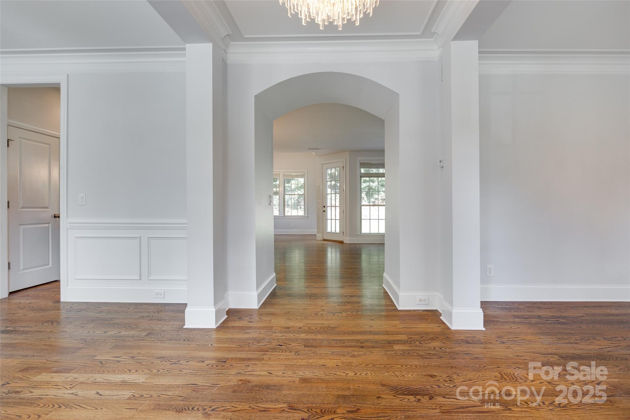 2785 Disney Place Property Photo 4
