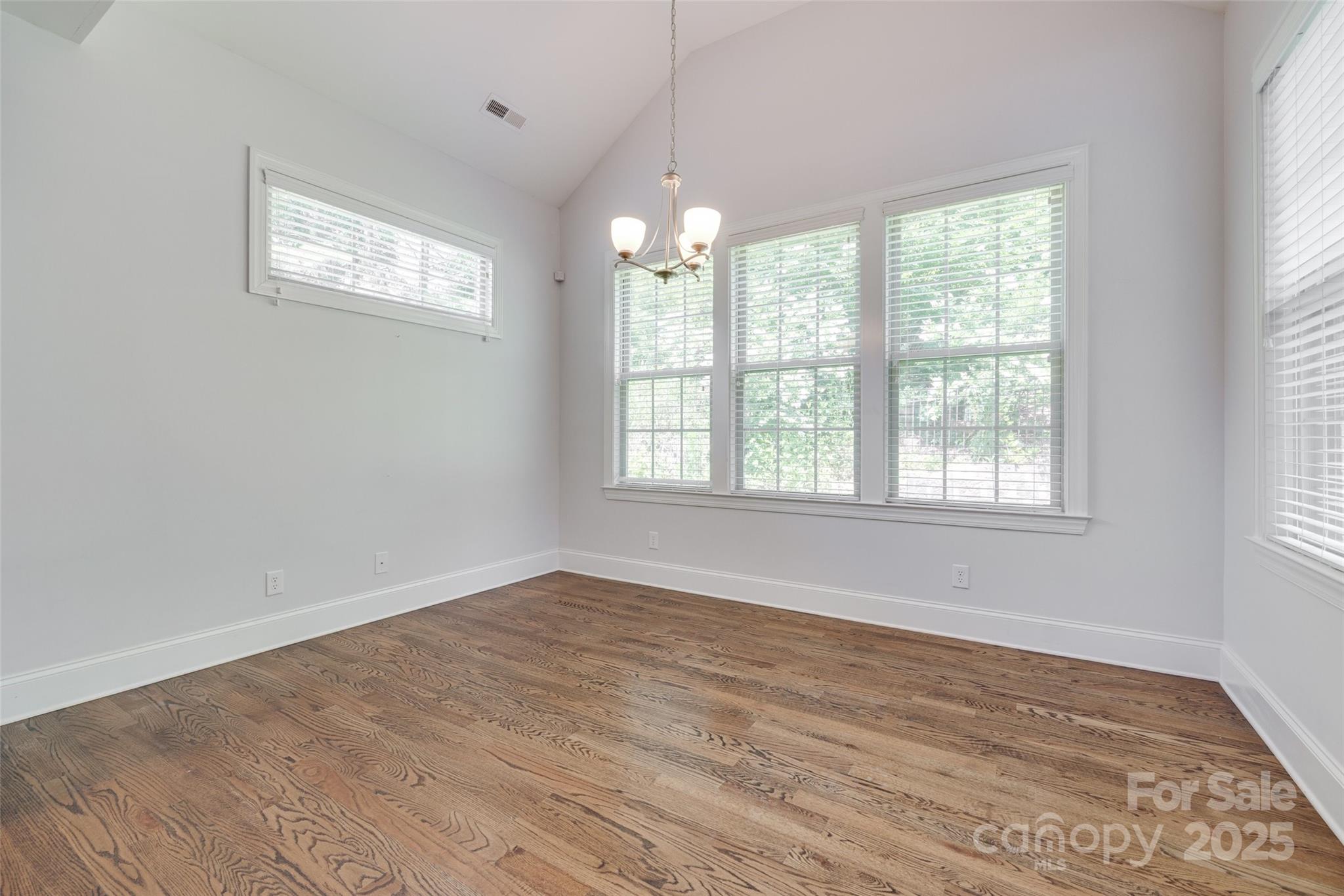 2785 Disney Place Property Photo 11