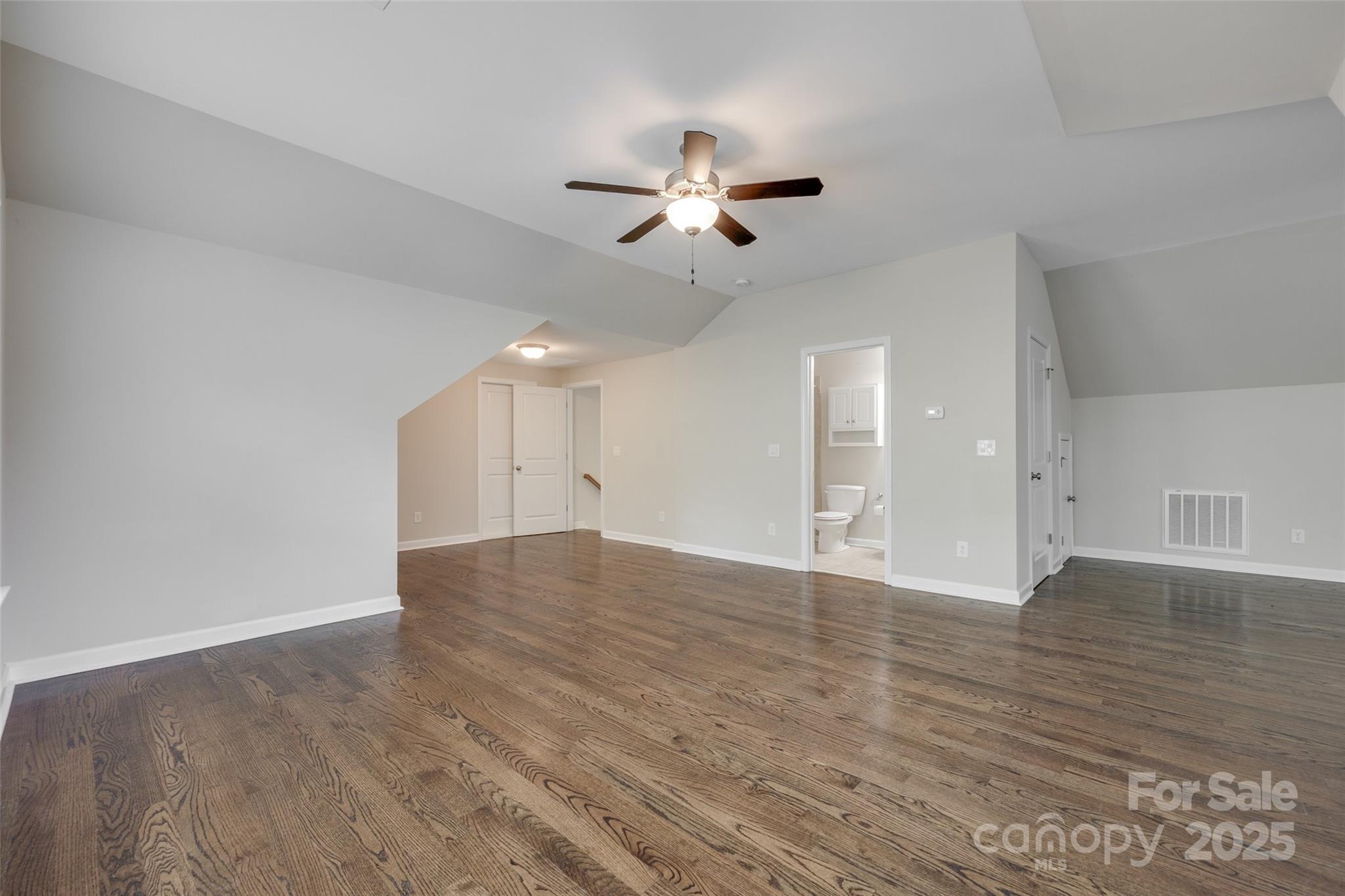 2785 Disney Place Property Photo 33