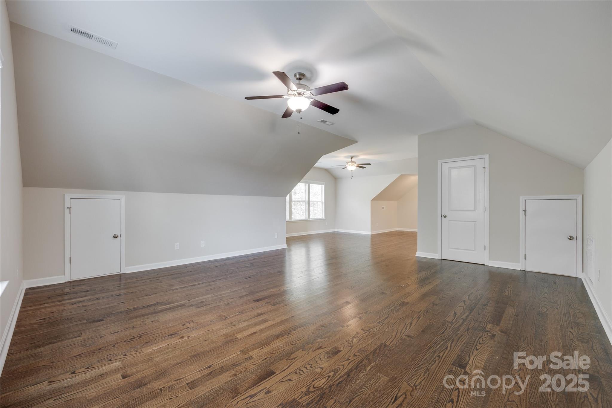 2785 Disney Place Property Photo 34