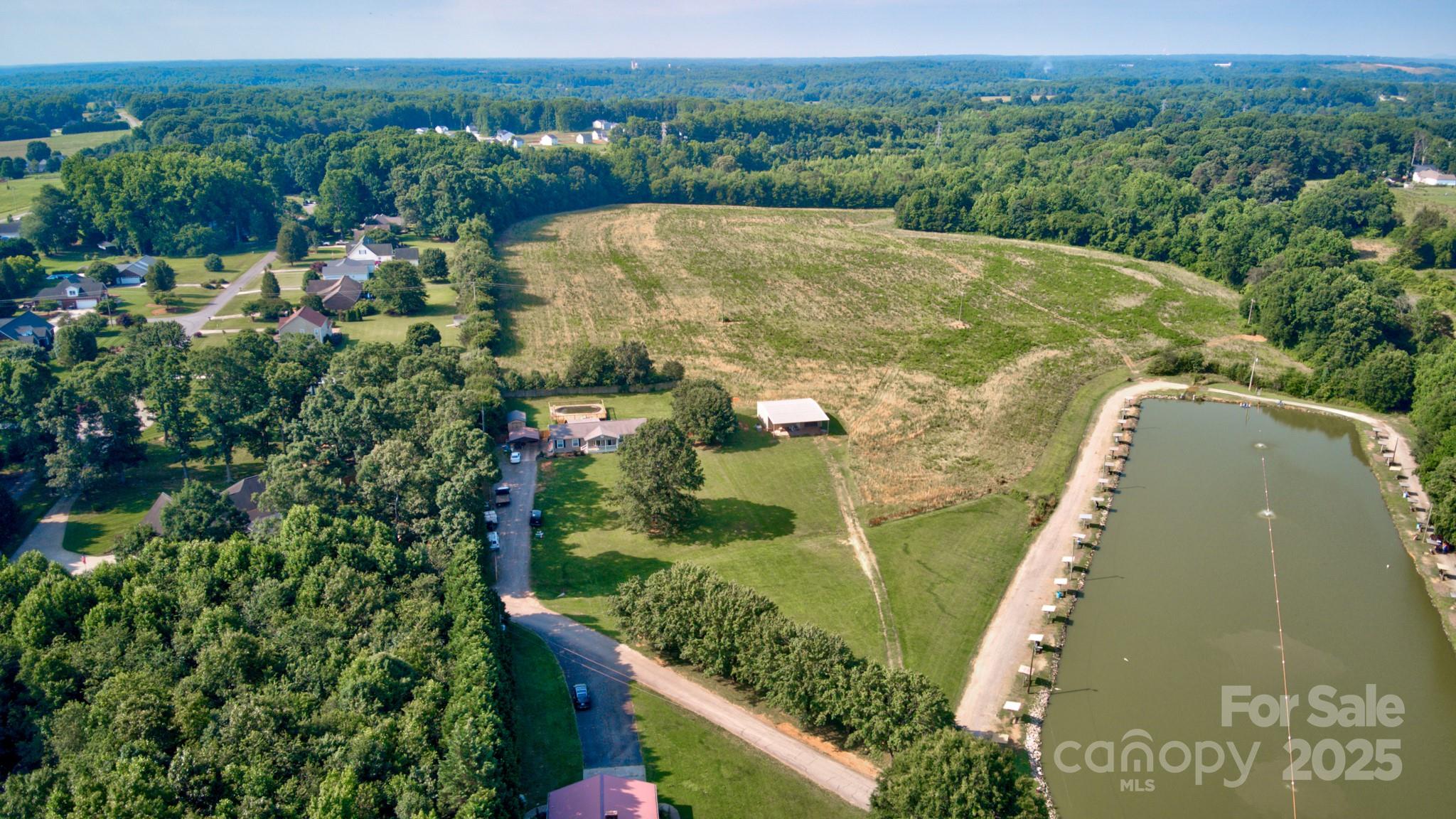 000 Pops Lake Road Property Photo 2