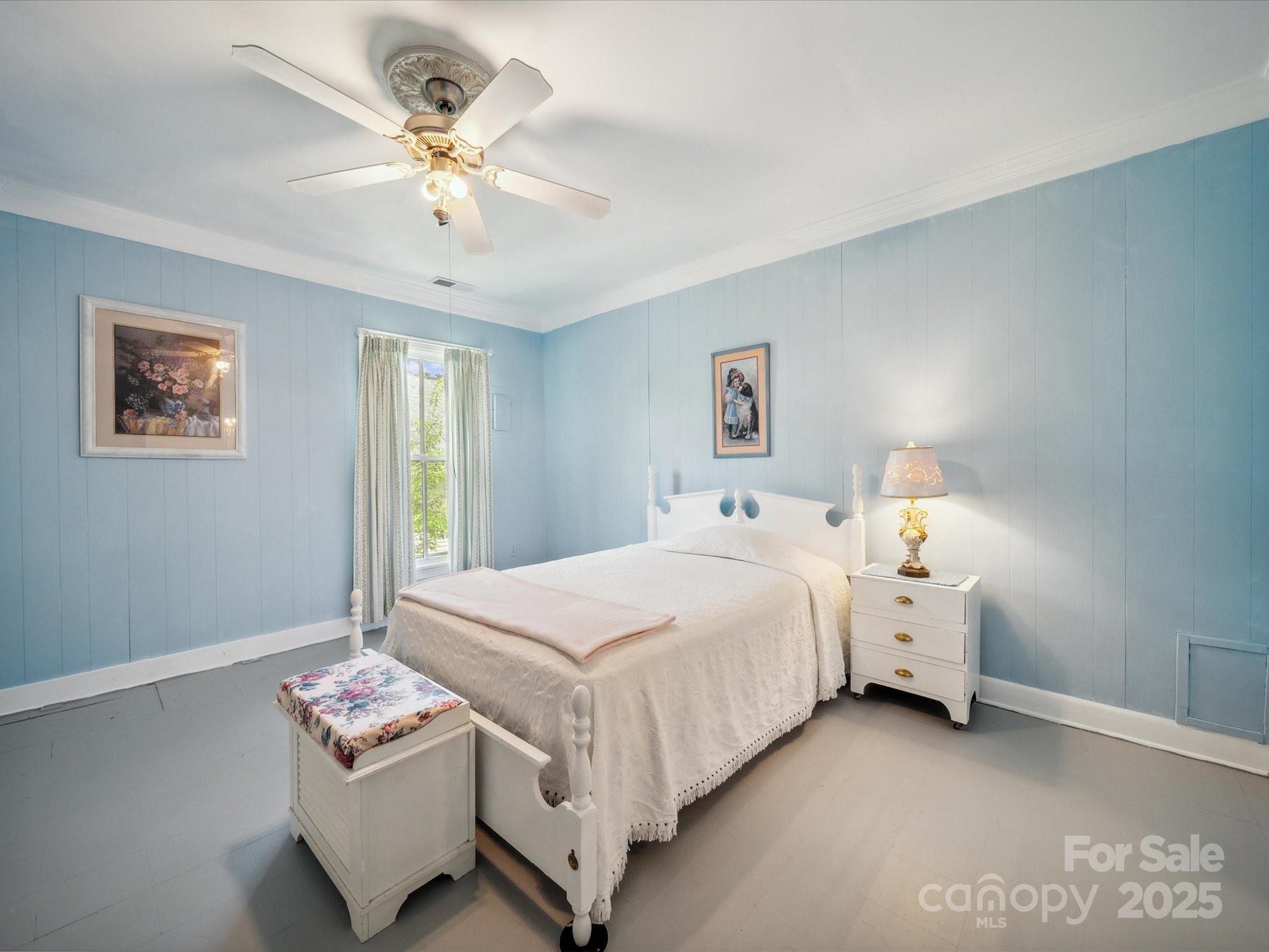 408 S Ellis Street Property Photo 28
