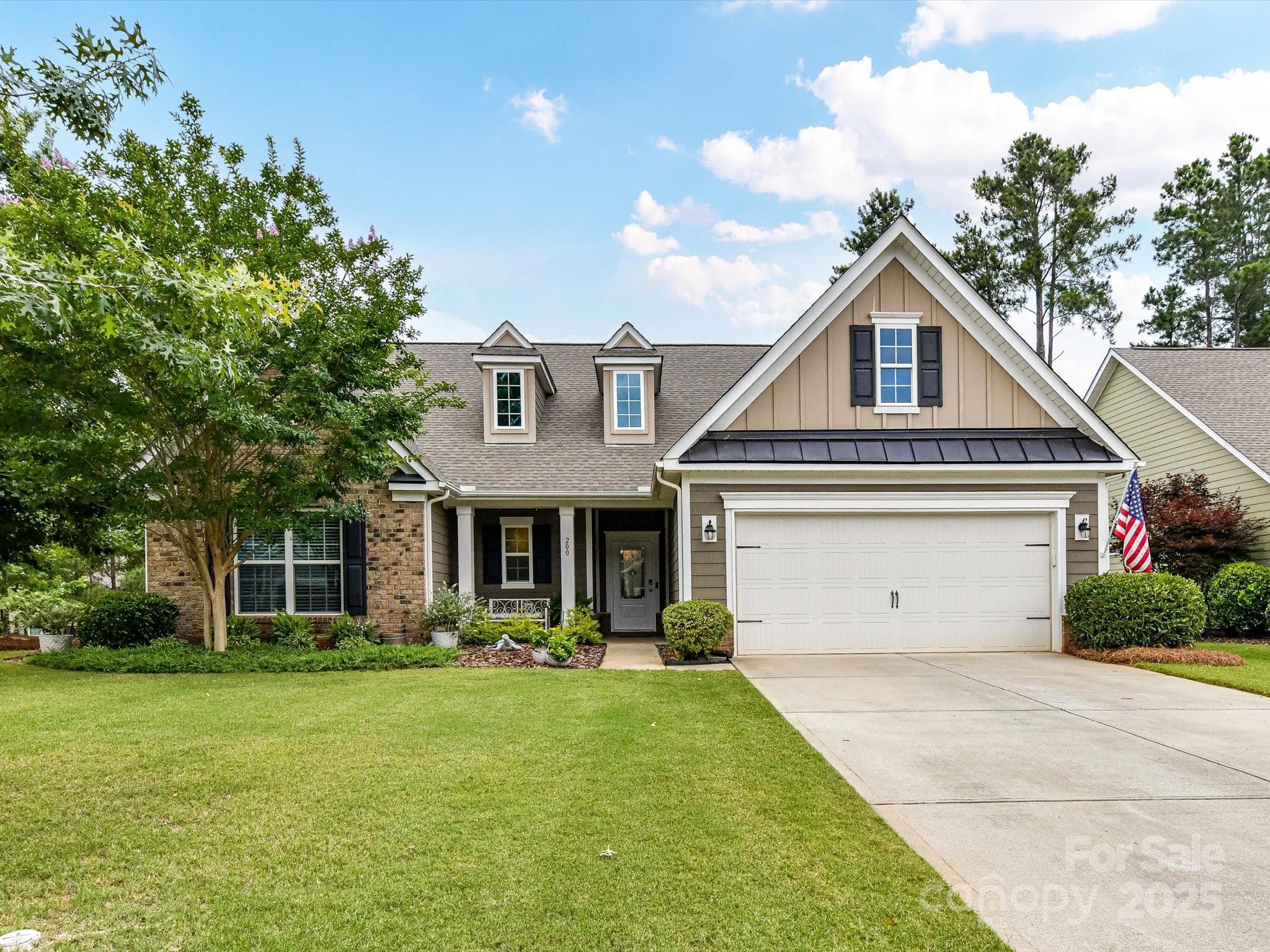 200 Sweet Briar Drive Property Photo 1