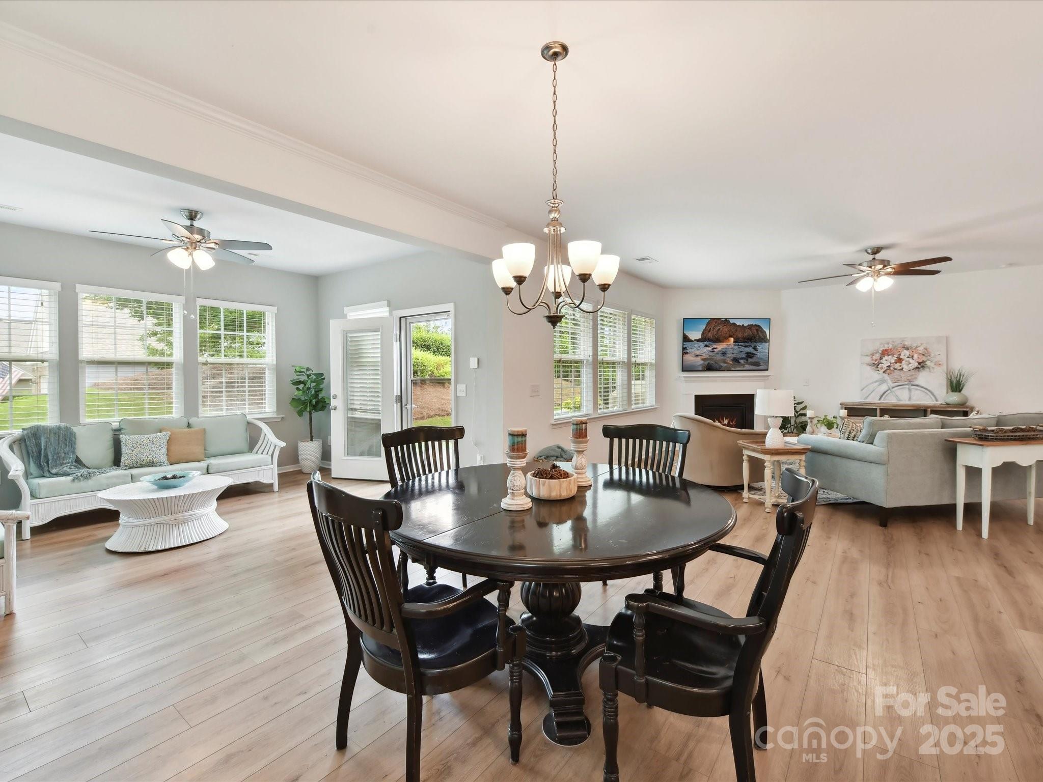 200 Sweet Briar Drive Property Photo 14