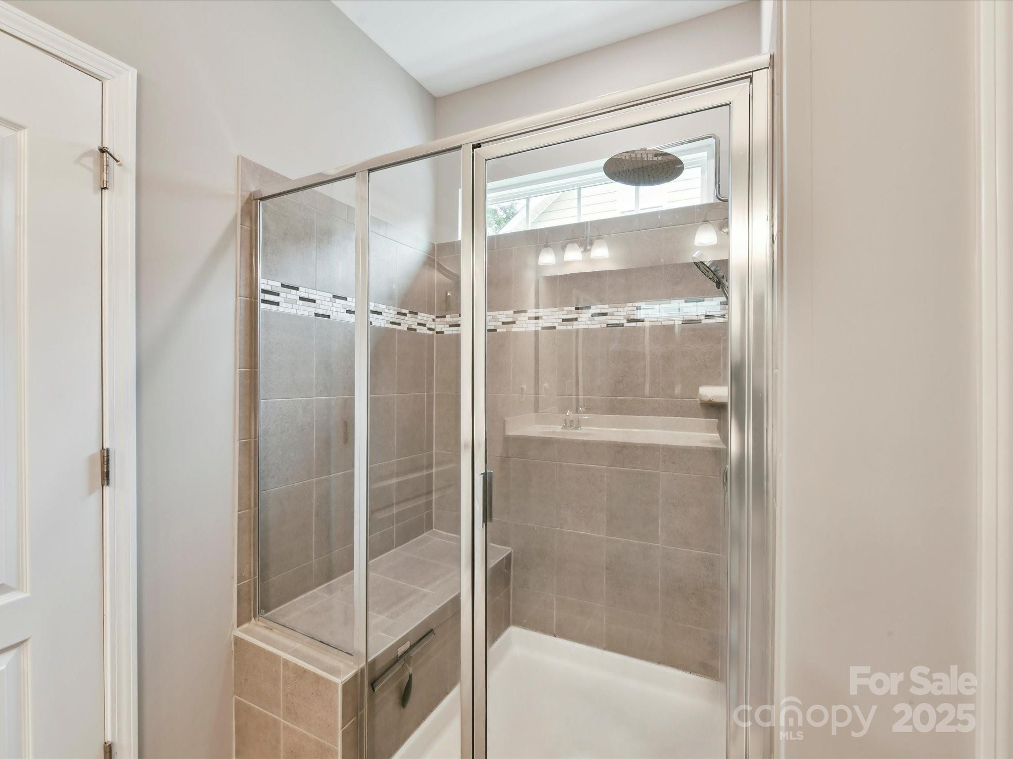 200 Sweet Briar Drive Property Photo 21
