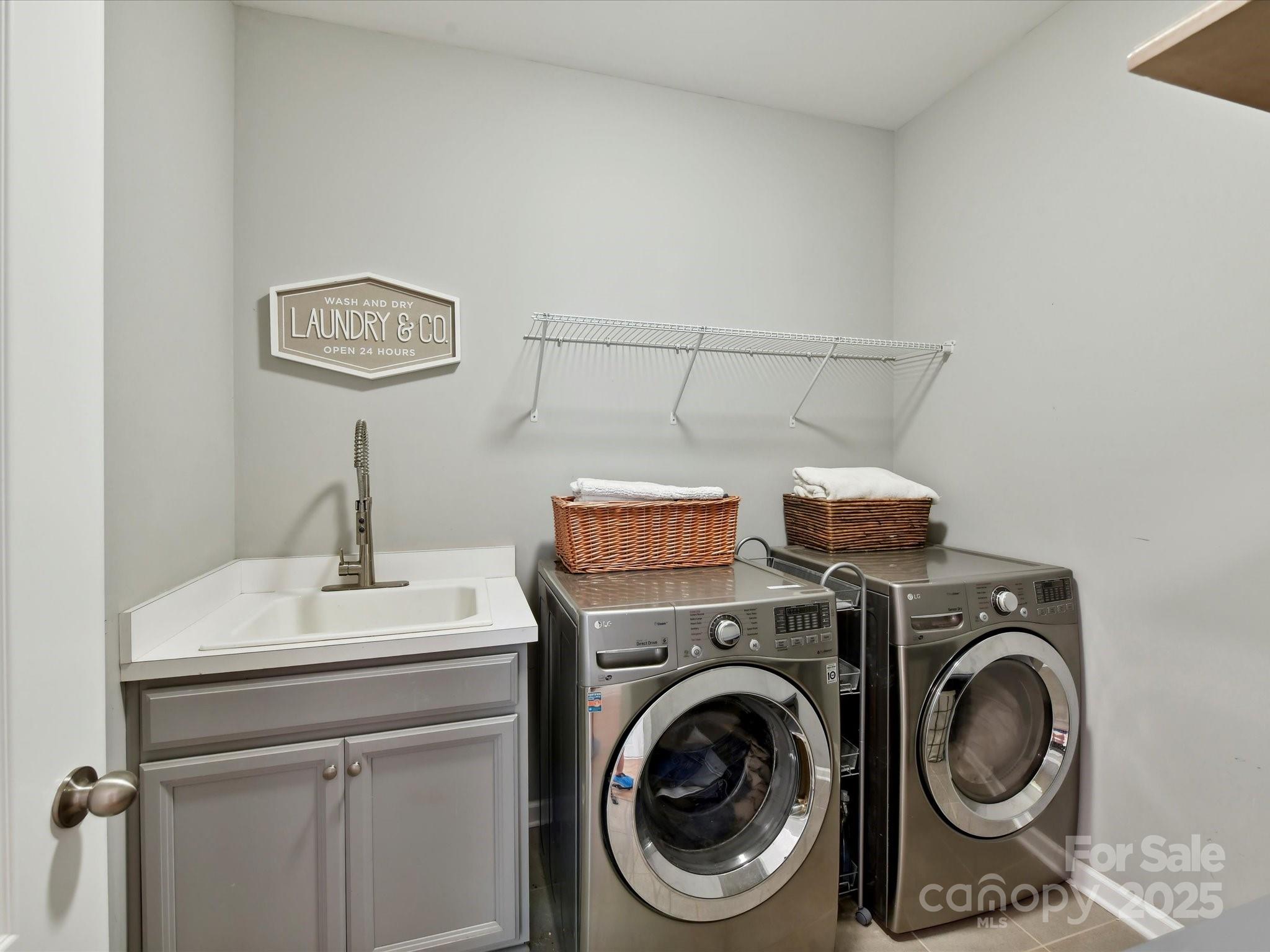 200 Sweet Briar Drive Property Photo 26