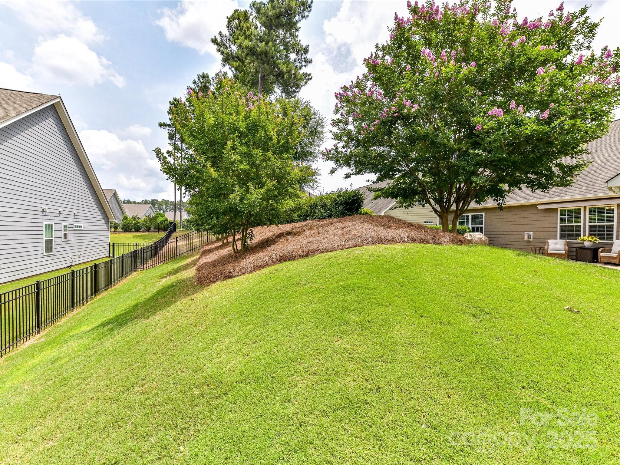 200 Sweet Briar Drive Property Photo 34