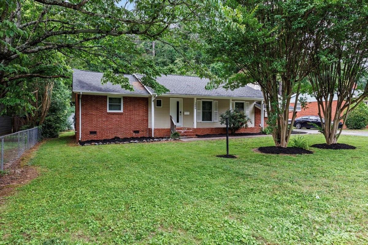 1344 Shannonhouse Drive Property Photo