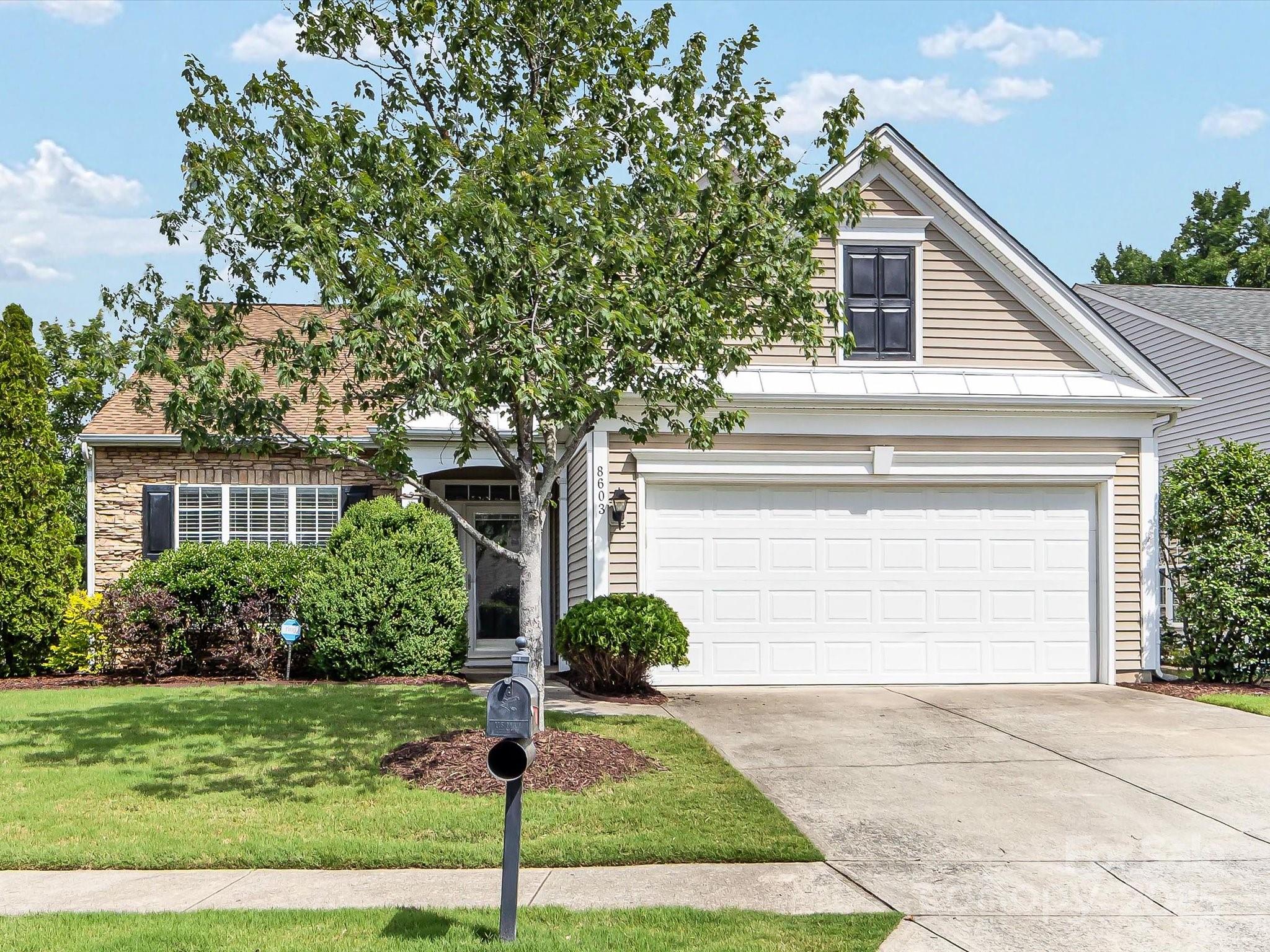 8603 Robinson Meadow Court Property Photo 1