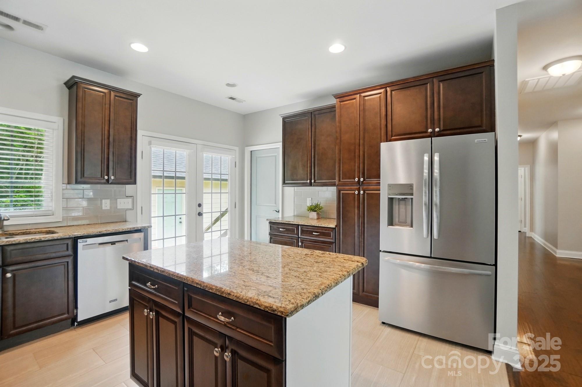 6618 Alexander Road Property Photo 13
