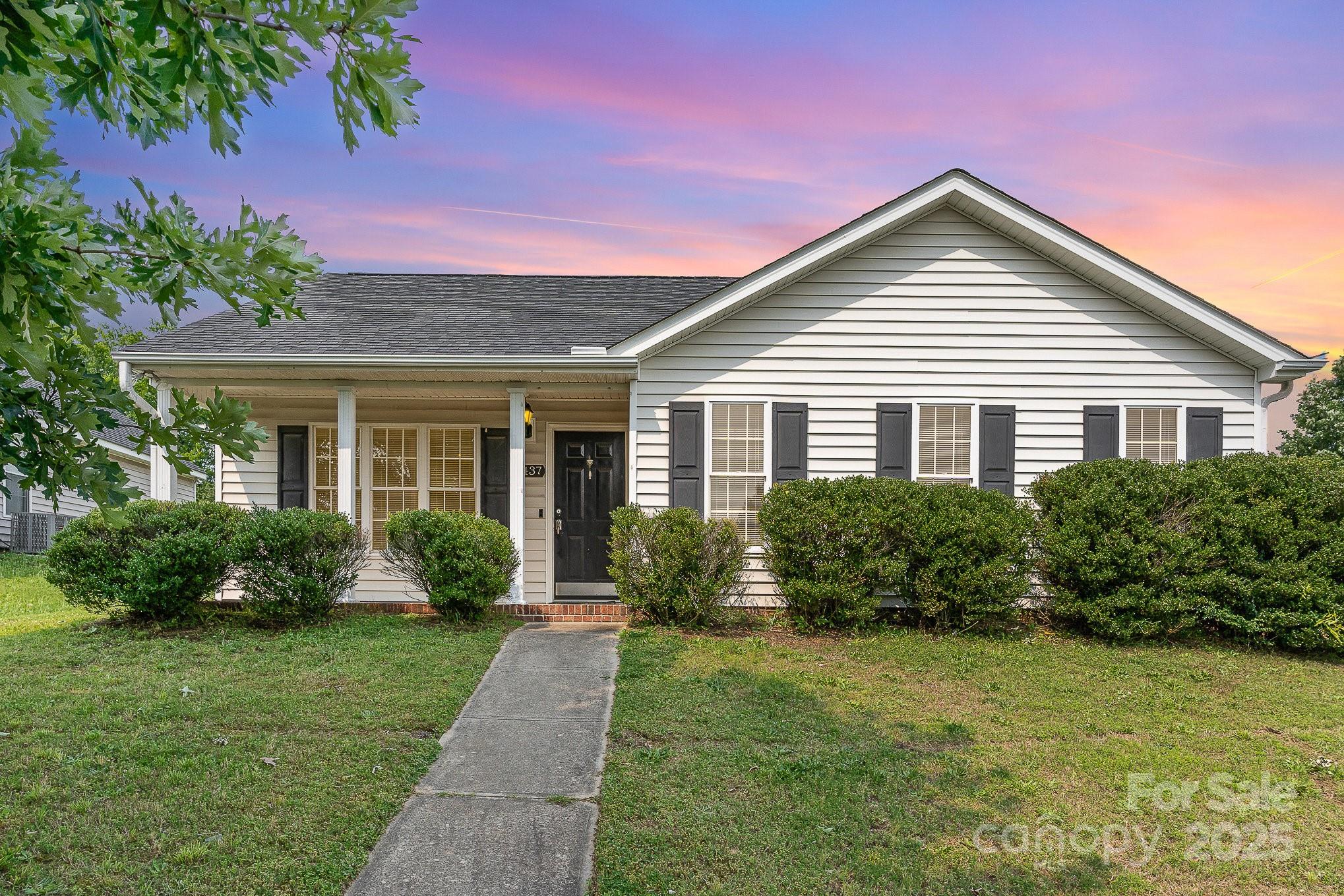 5437 Advantis Drive Property Photo 1