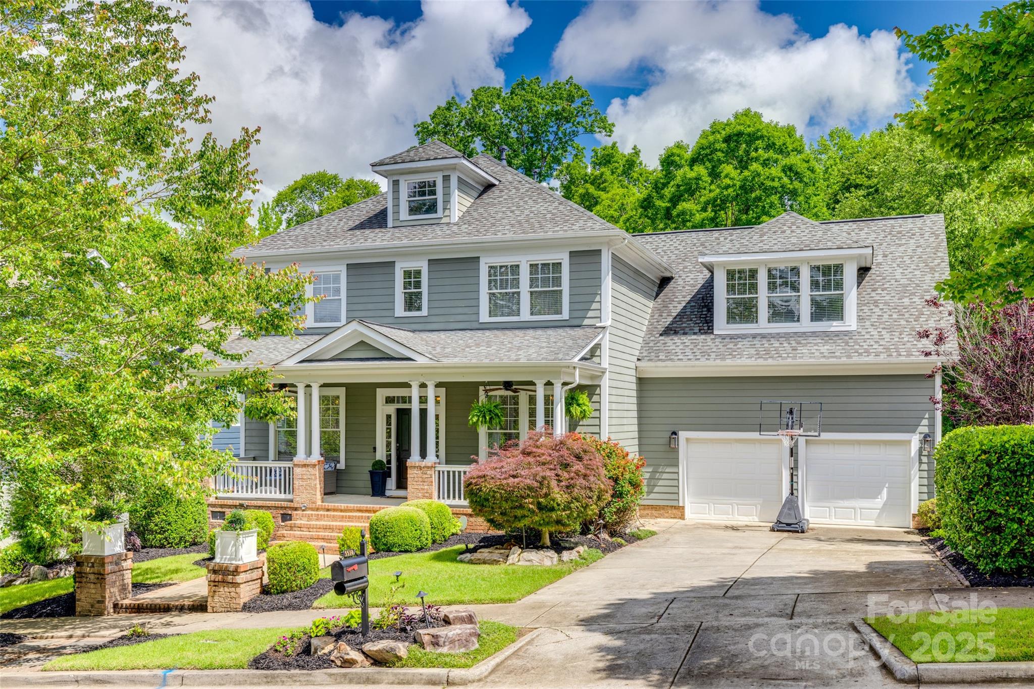 5518 Morris Hunt Drive Property Photo 1