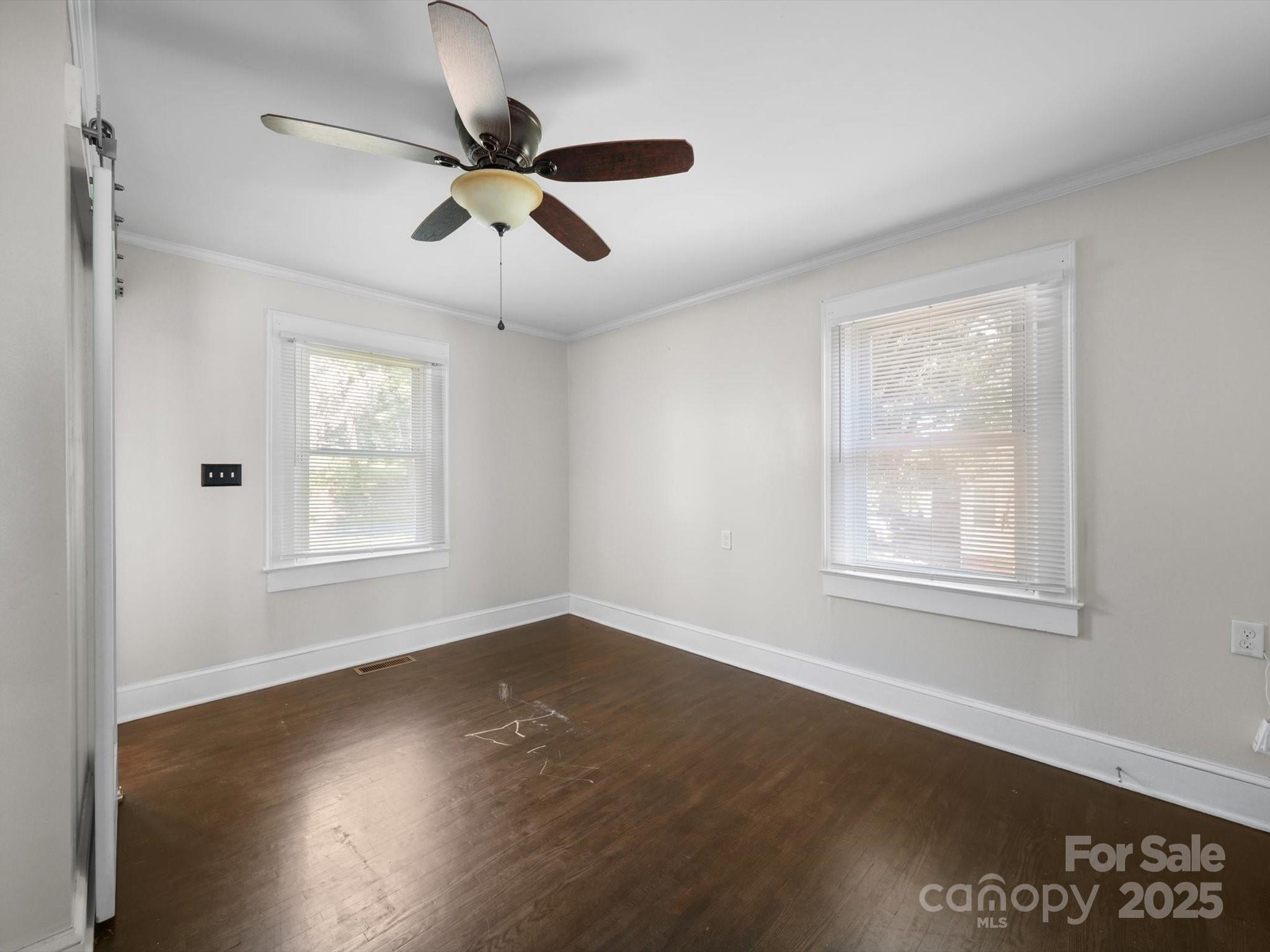 322 Peachtree Street Property Photo 18