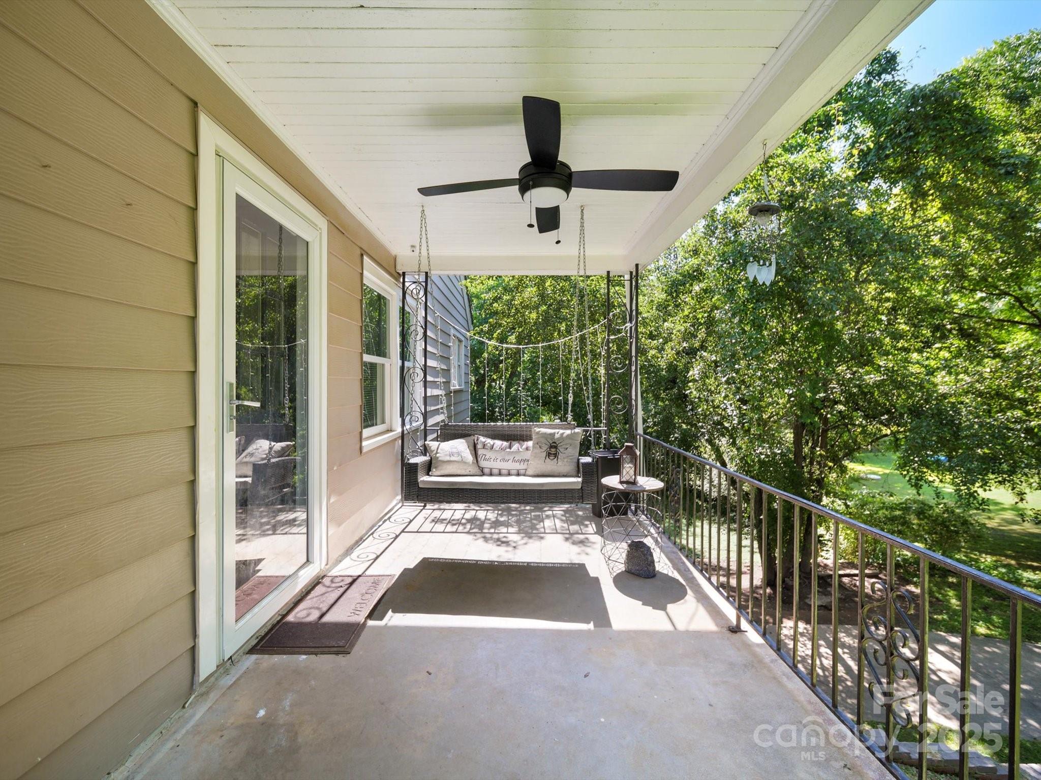 322 Peachtree Street Property Photo 24