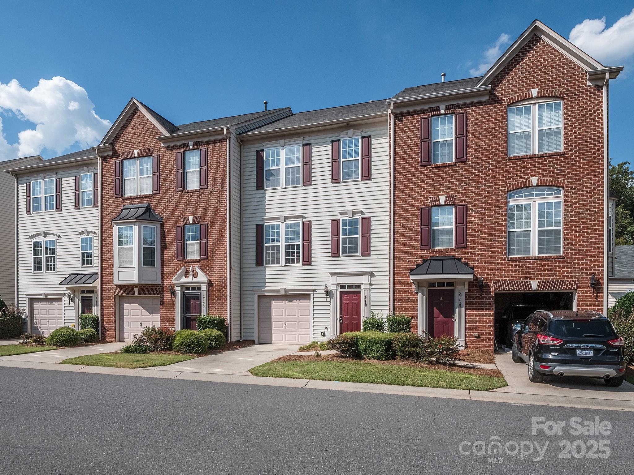 2169 Belle Vernon Avenue Property Photo 2