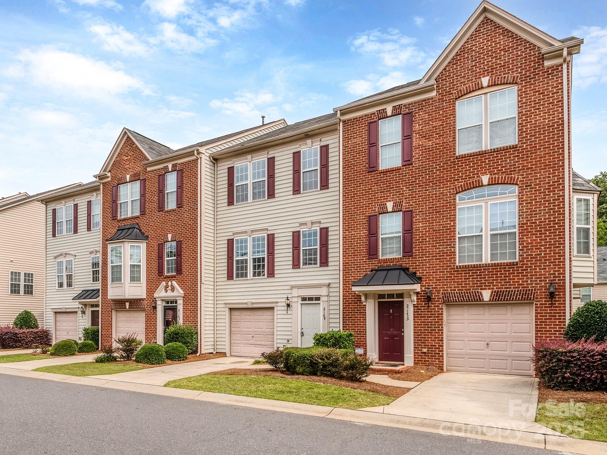 2169 Belle Vernon Avenue Property Photo 4