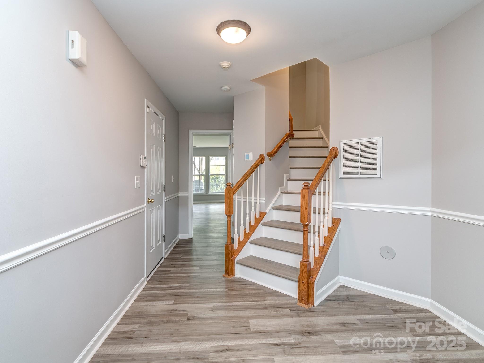 2169 Belle Vernon Avenue Property Photo 6