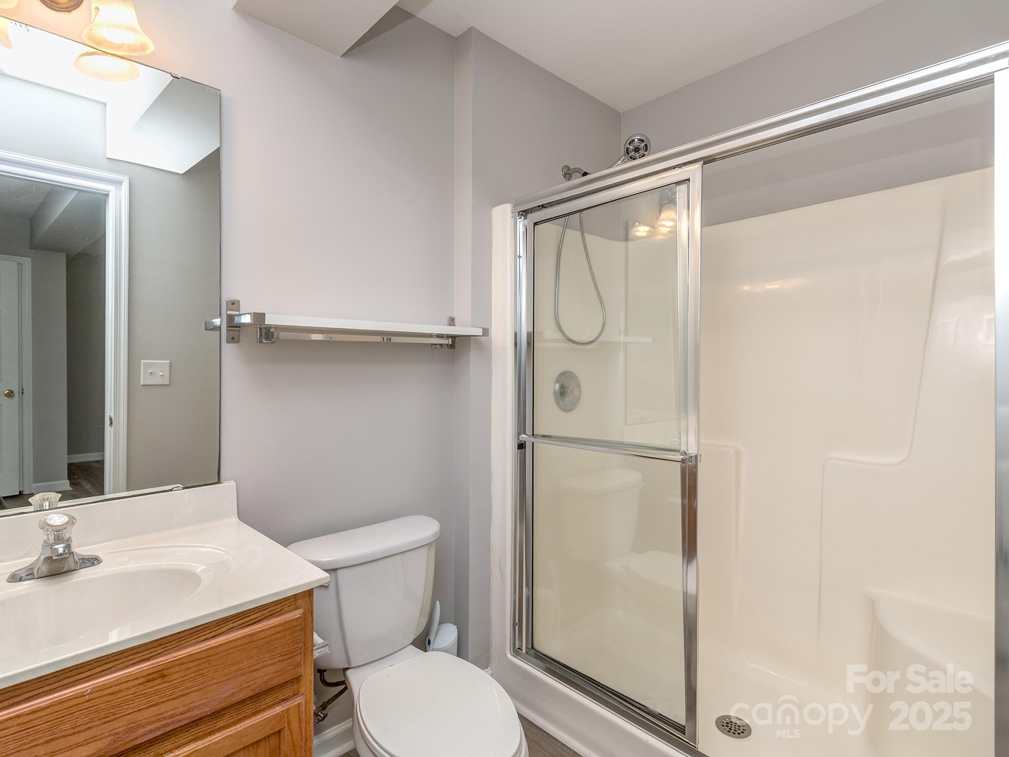 2169 Belle Vernon Avenue Property Photo 9