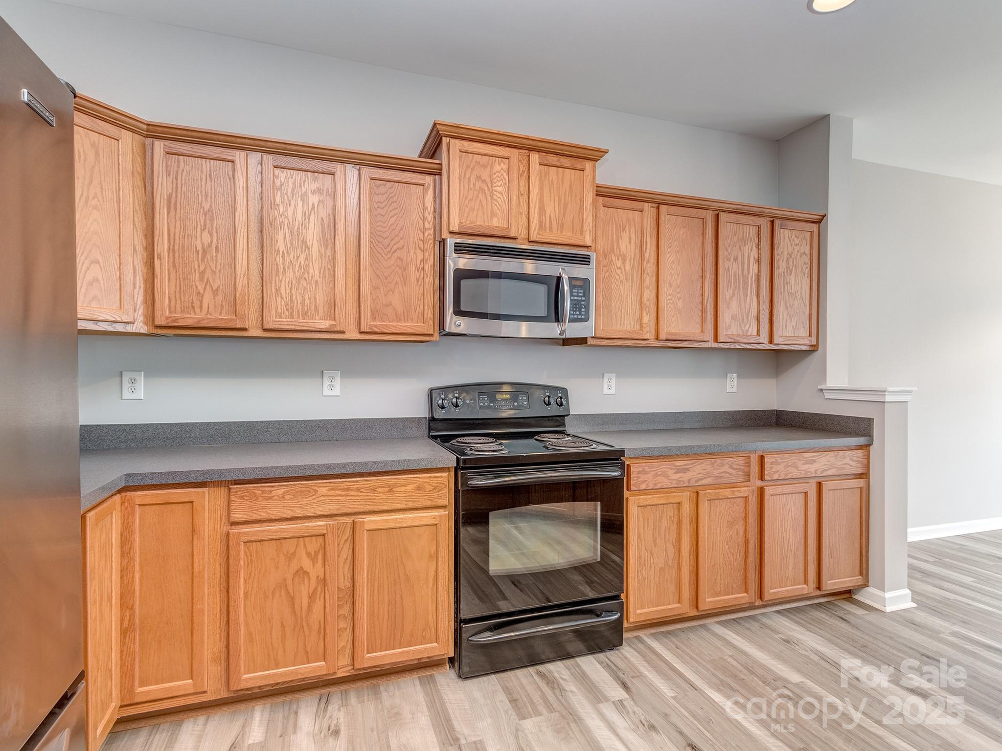 2169 Belle Vernon Avenue Property Photo 15