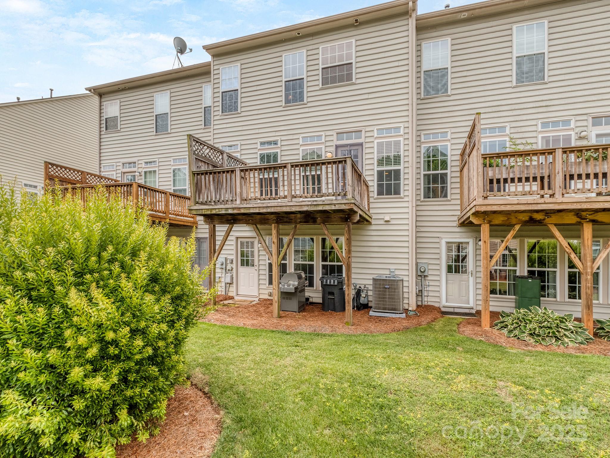 2169 Belle Vernon Avenue Property Photo 29