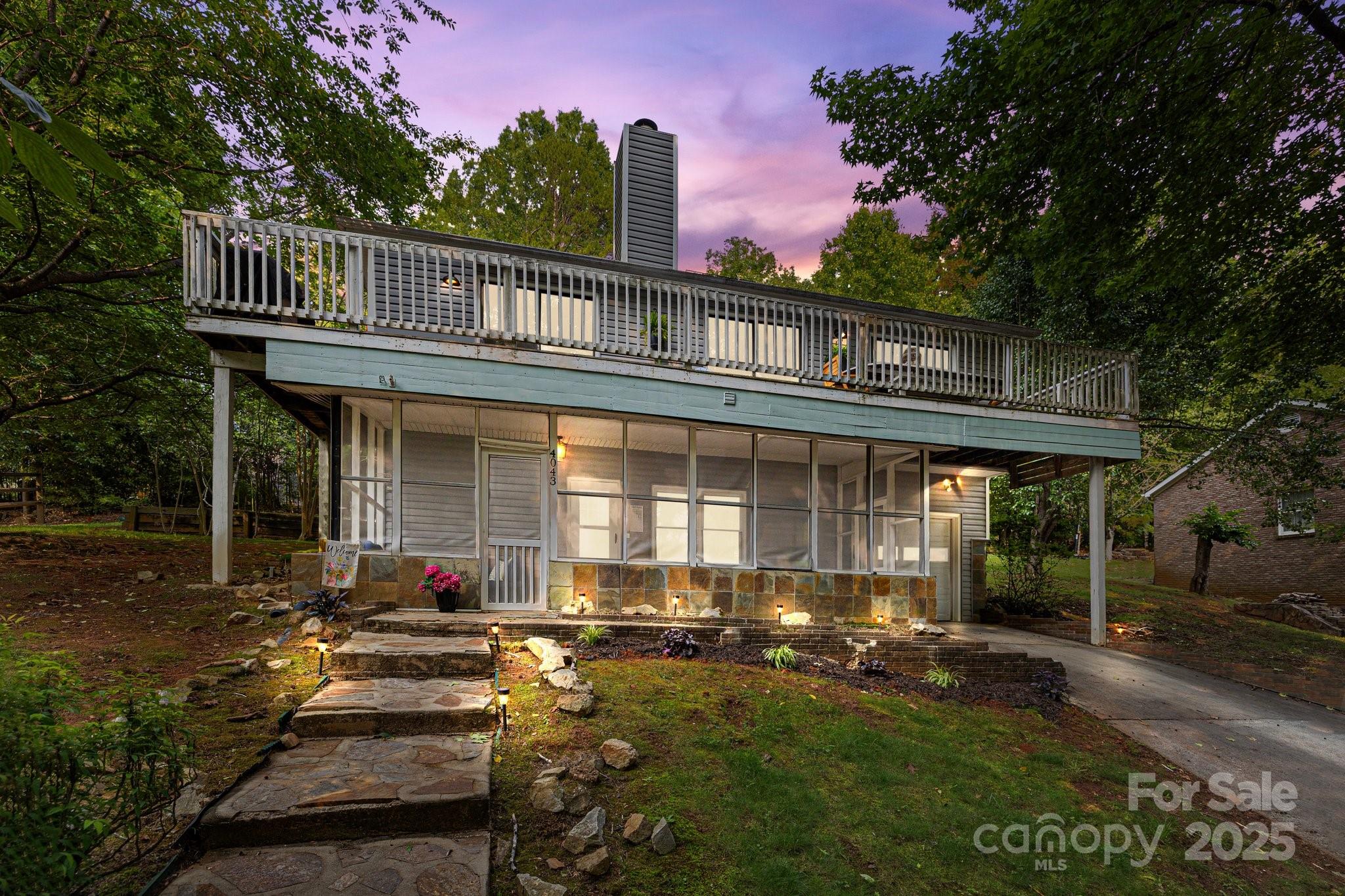 4043 Windward Drive Property Photo 1