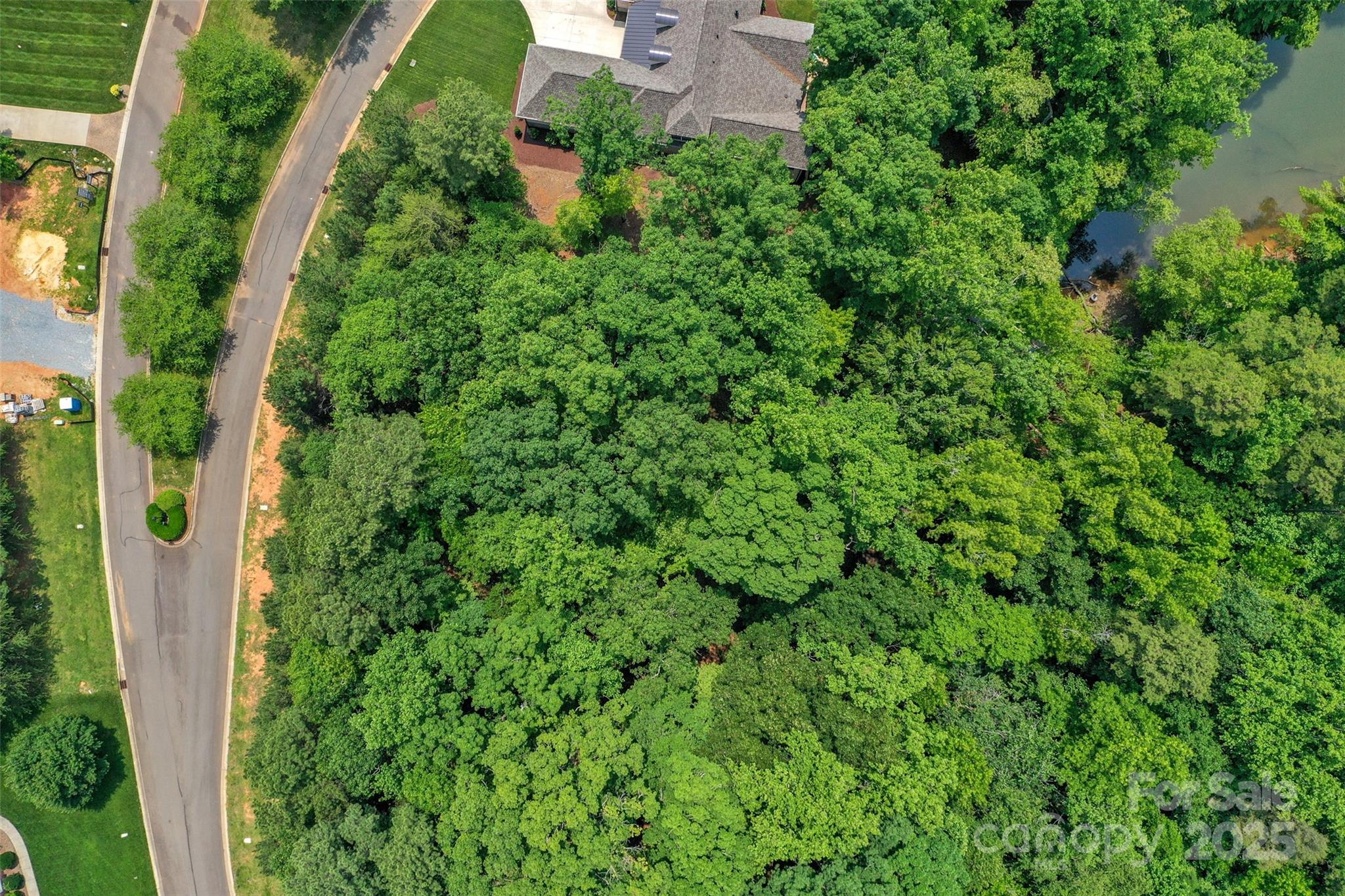 3228 Ashwood Park Drive 294 Property Photo 2