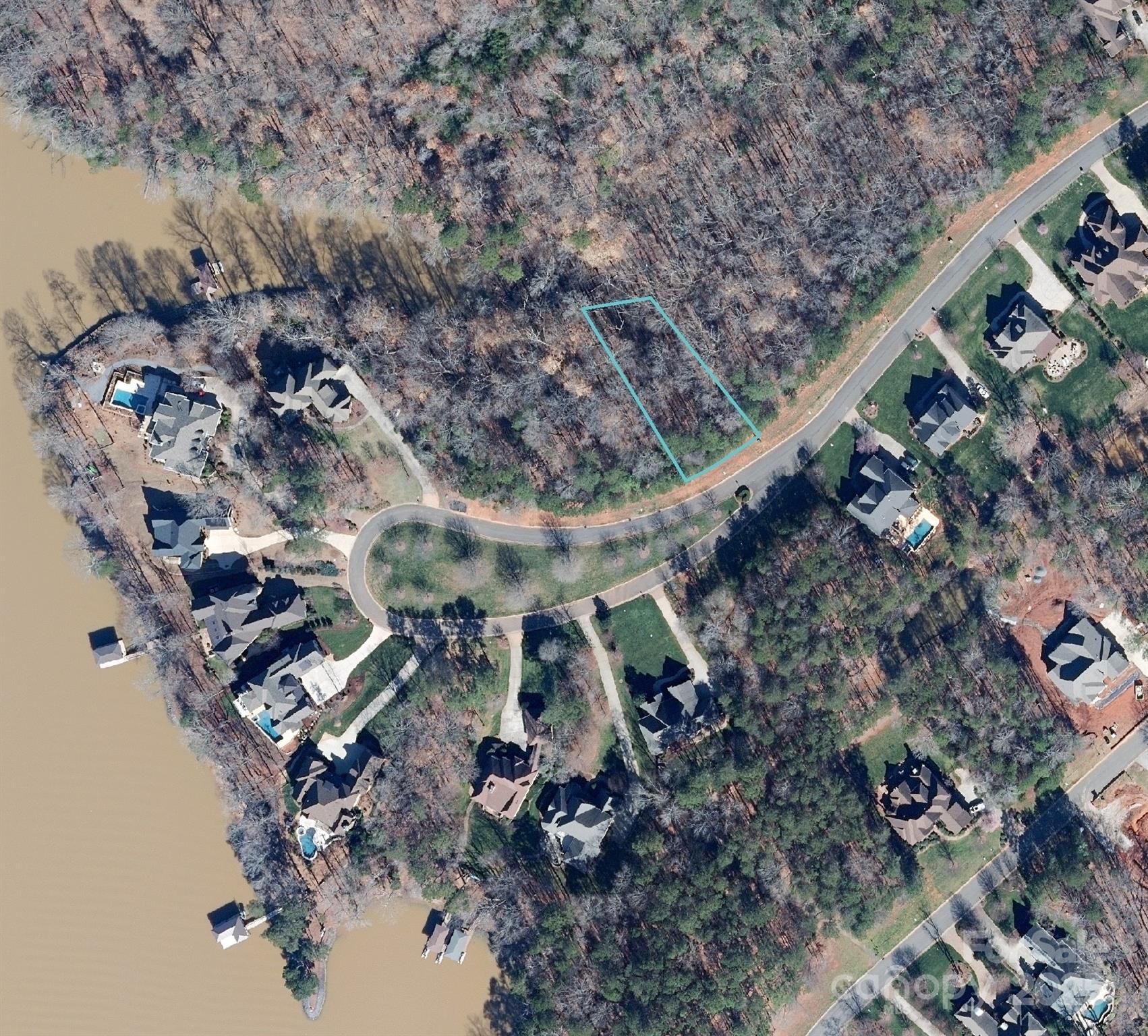 3228 Ashwood Park Drive 294 Property Photo 4