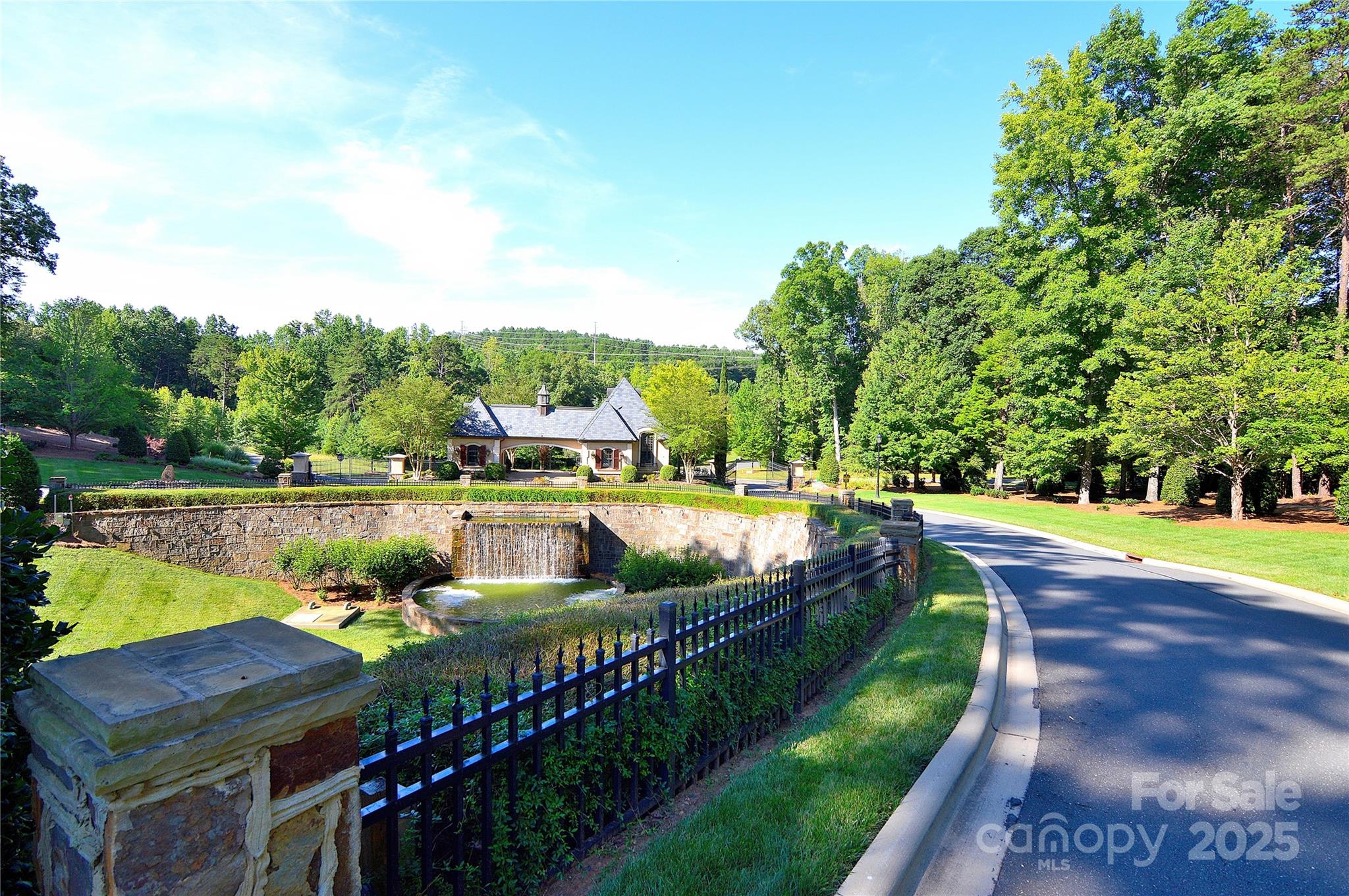 3228 Ashwood Park Drive 294 Property Photo 10