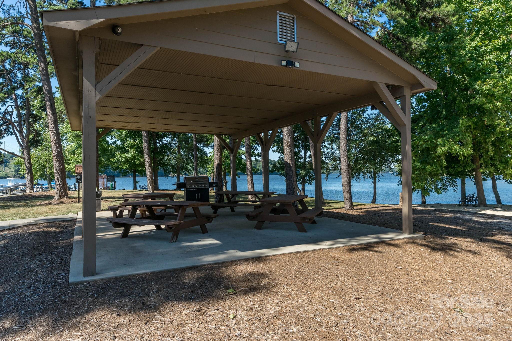 3228 Ashwood Park Drive 294 Property Photo 32