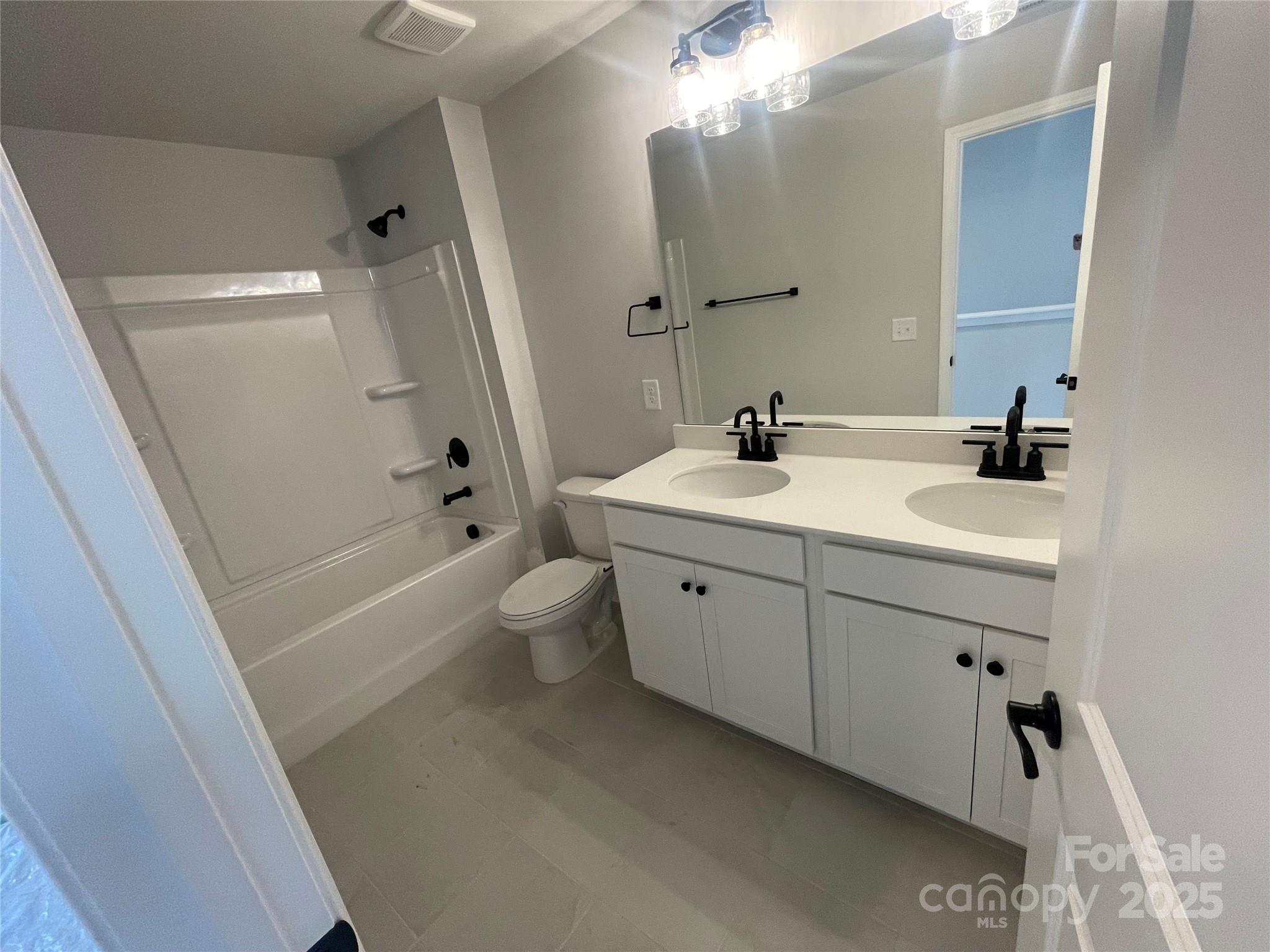 4040 Grommet Court Property Photo 15