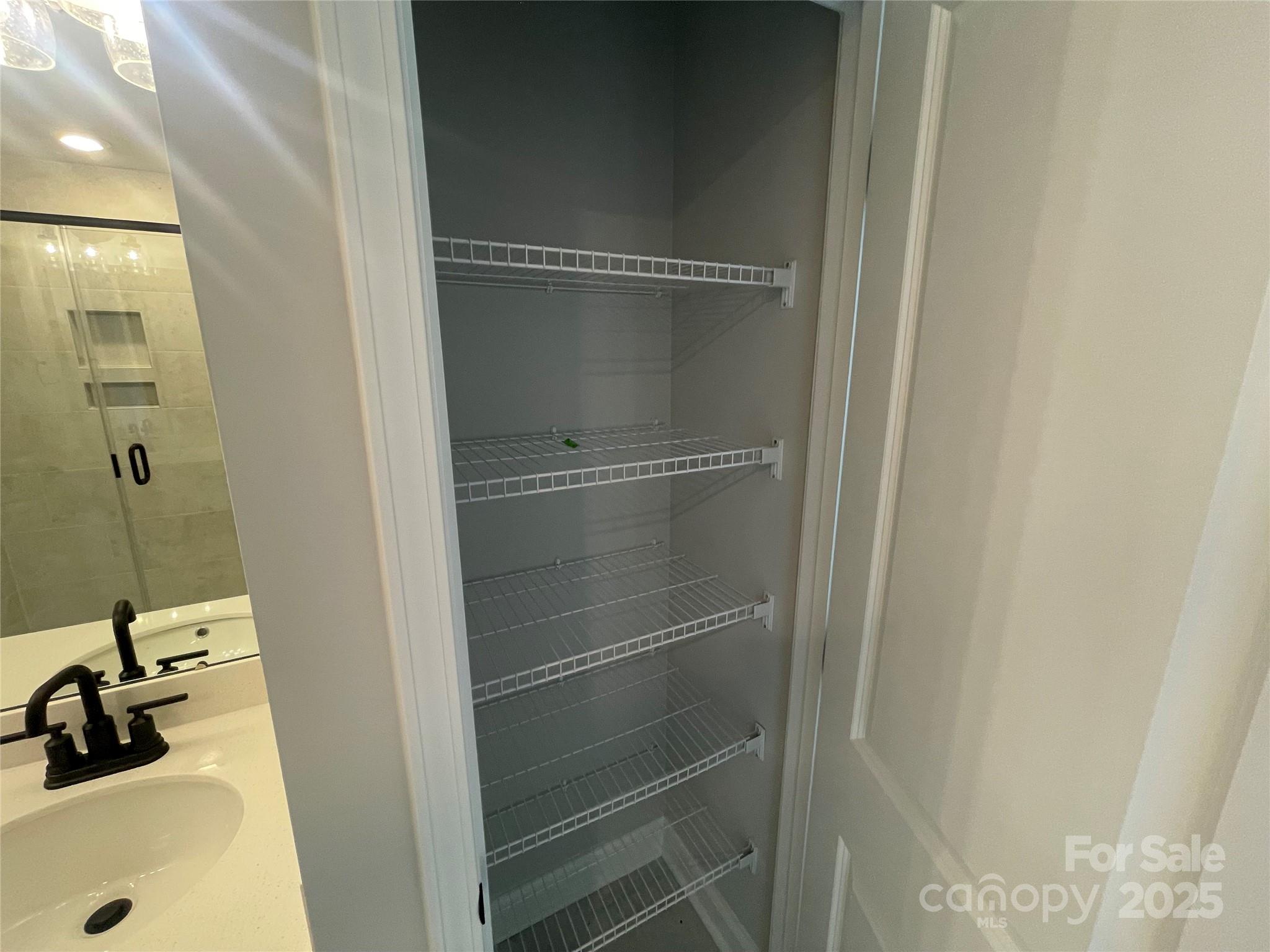 4040 Grommet Court Property Photo 18