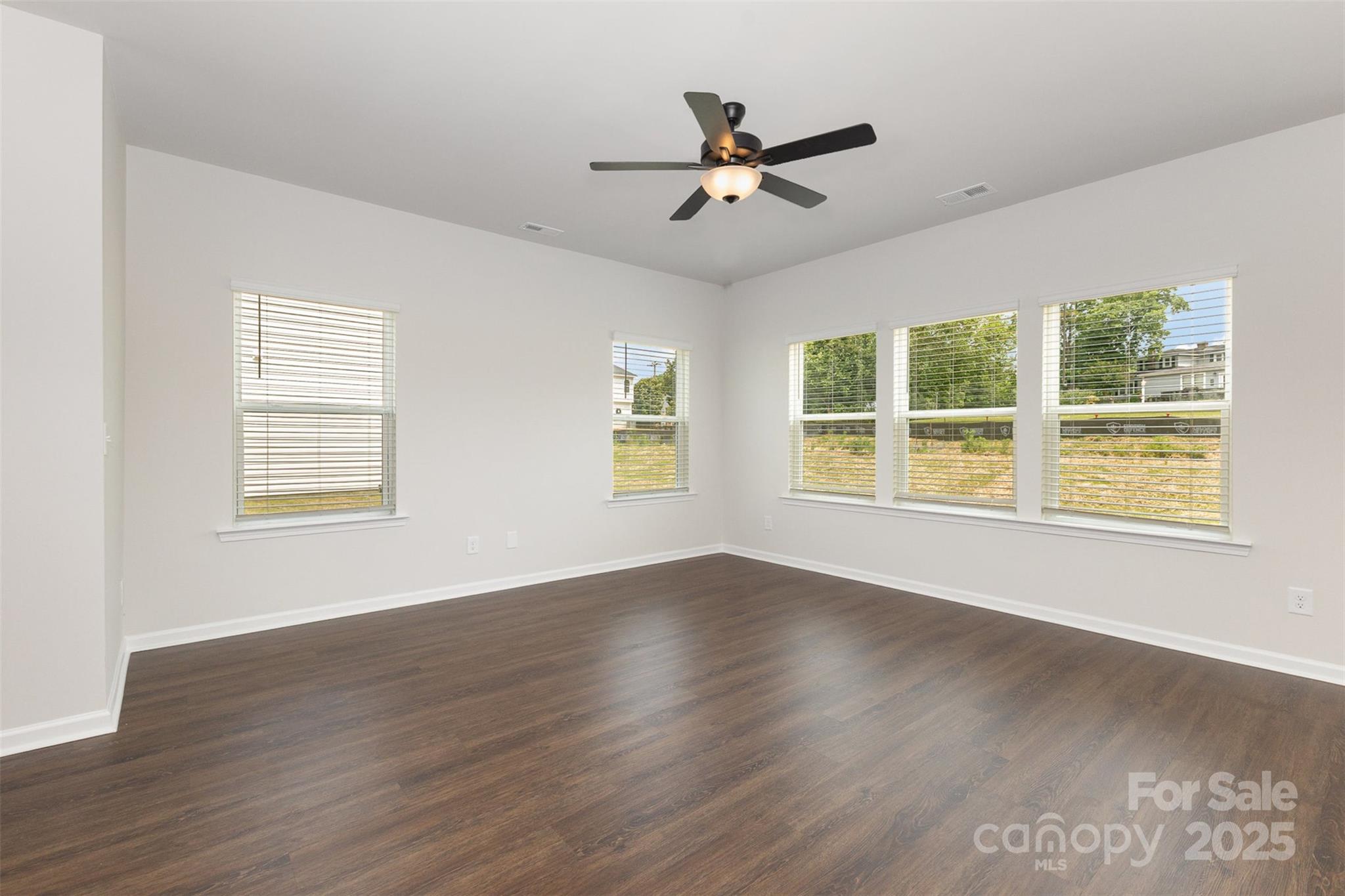 2051 Sadler Woods Lane Property Photo 9