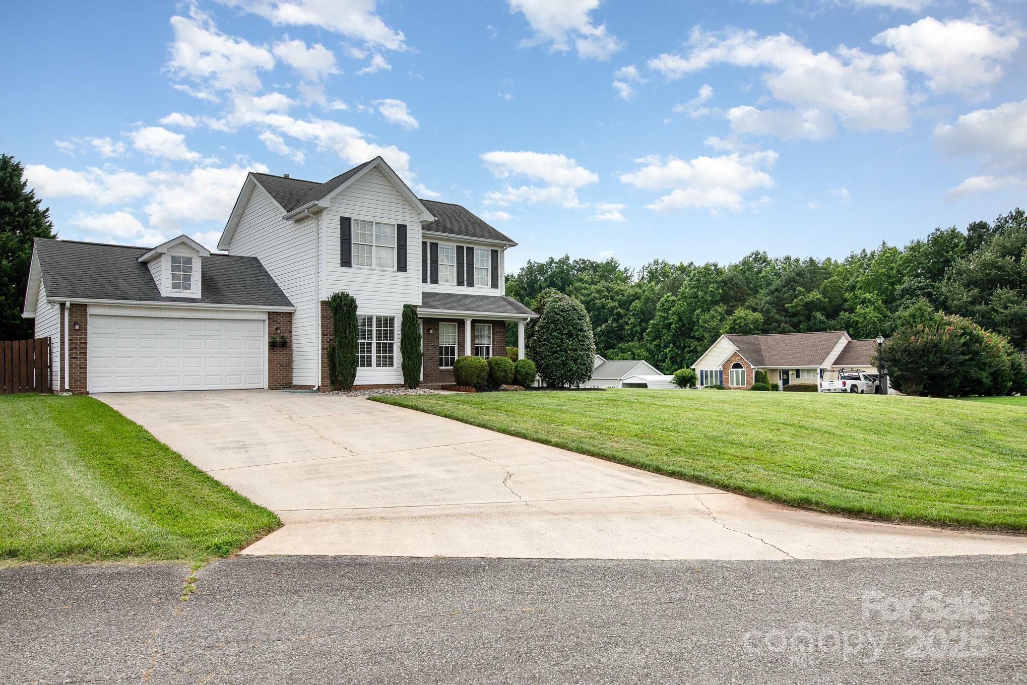 600 Capella Court Property Photo 2