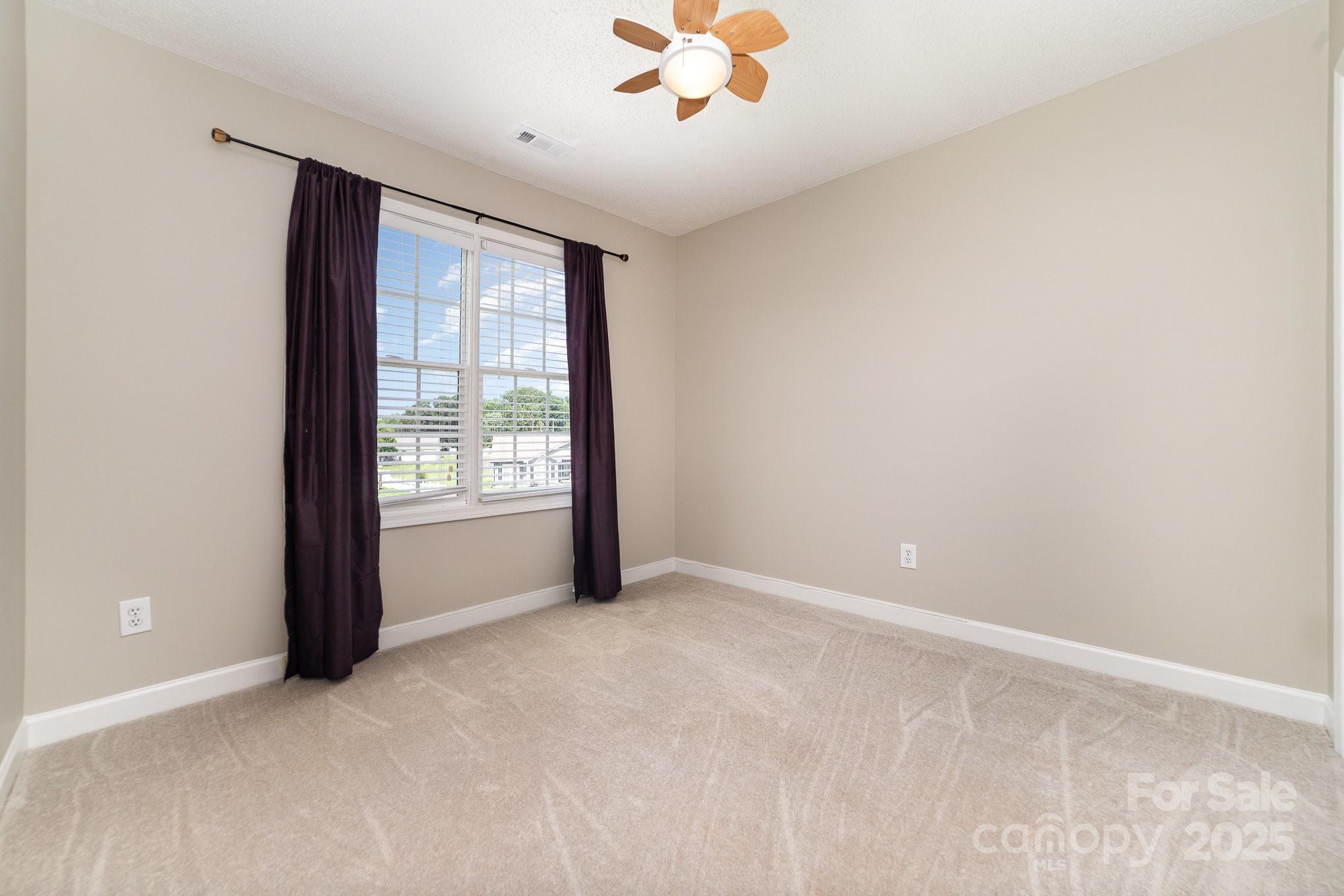 600 Capella Court Property Photo 25