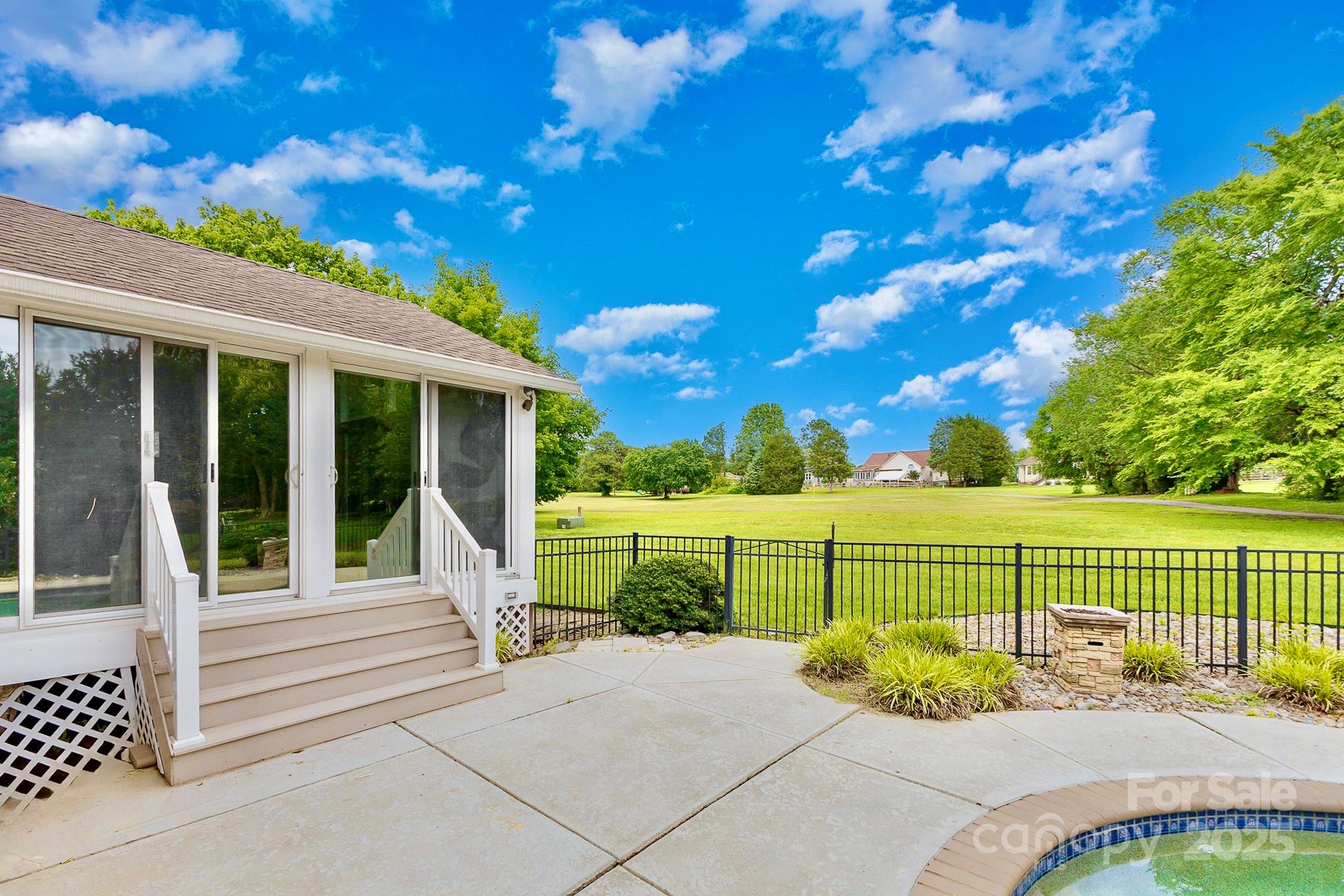 187 Spring Run Drive Property Photo 15