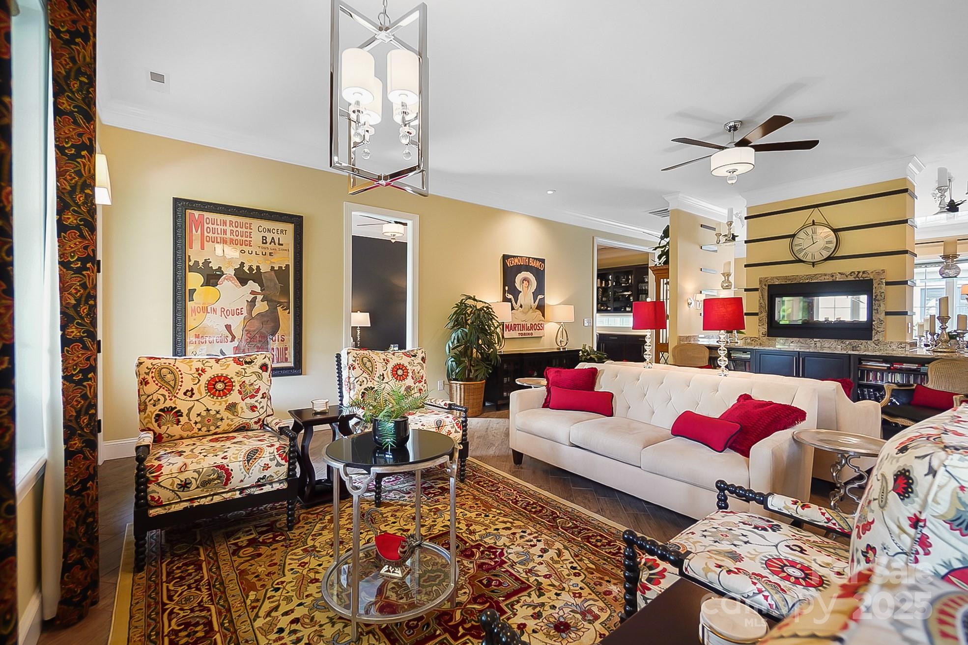 2354 Valelake Road Property Photo 14