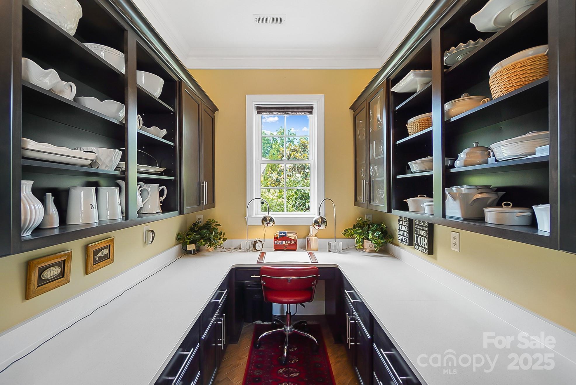 2354 Valelake Road Property Photo 16