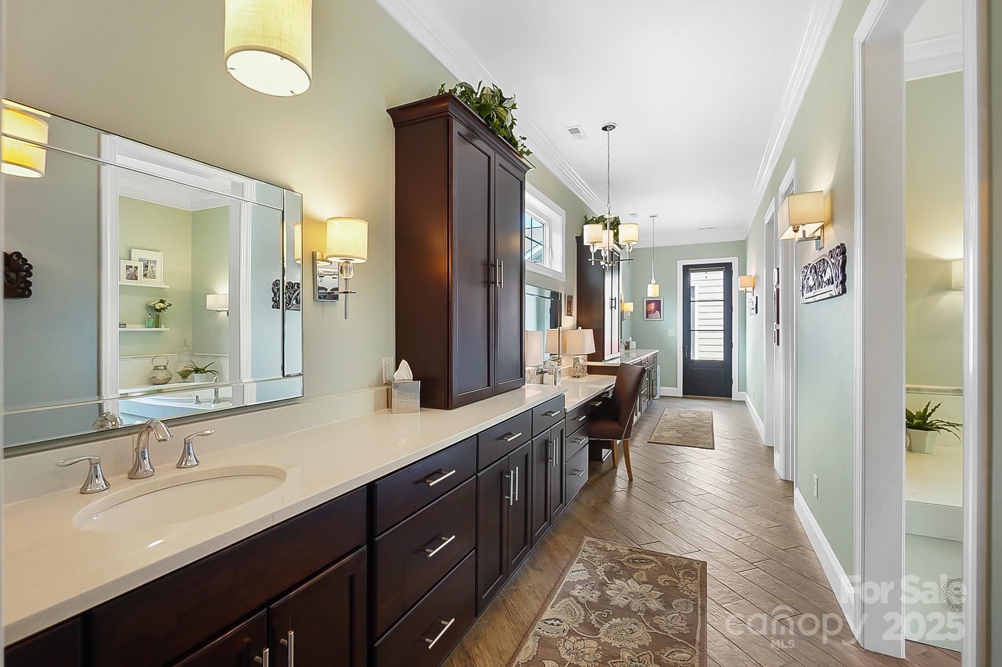 2354 Valelake Road Property Photo 21