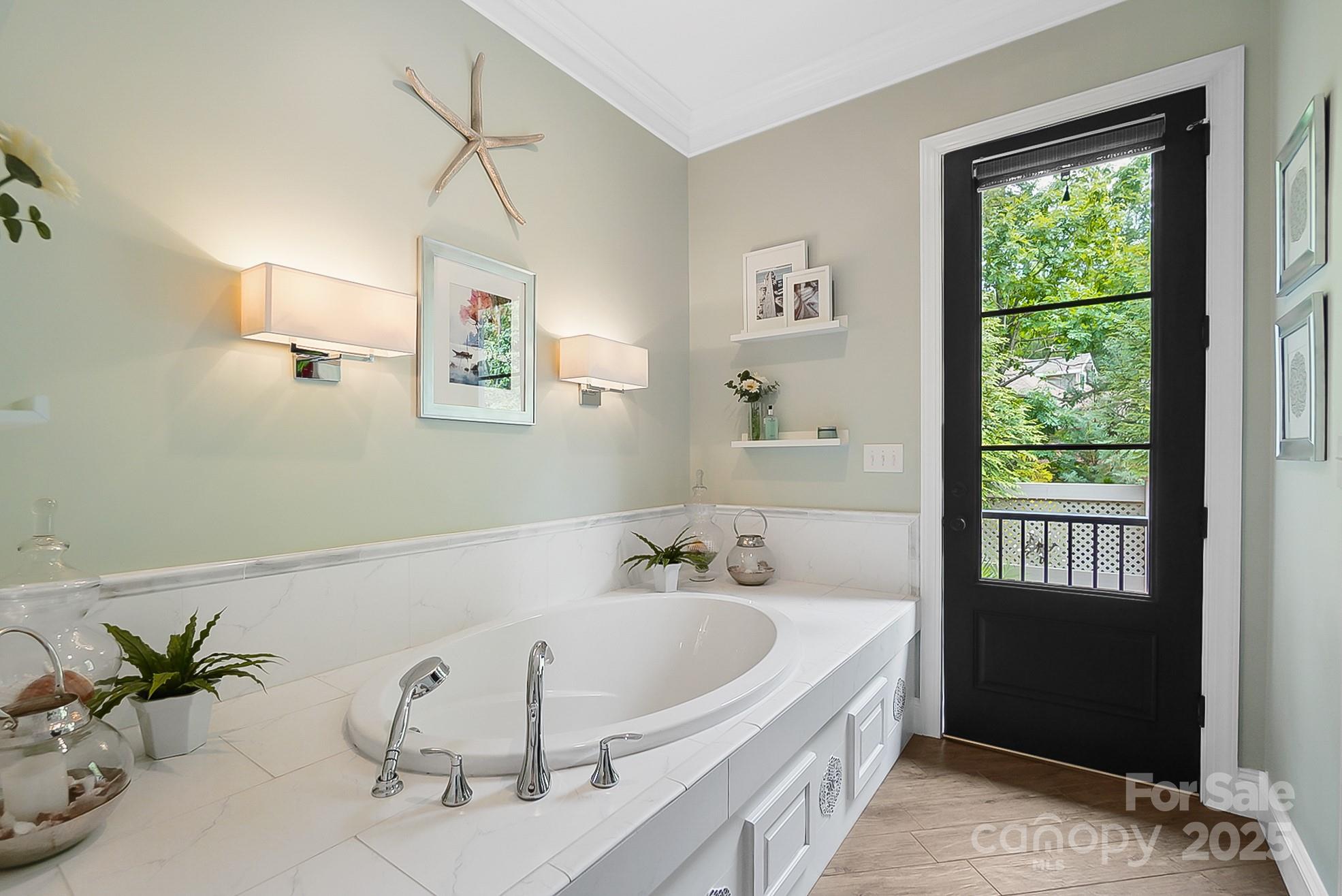 2354 Valelake Road Property Photo 24