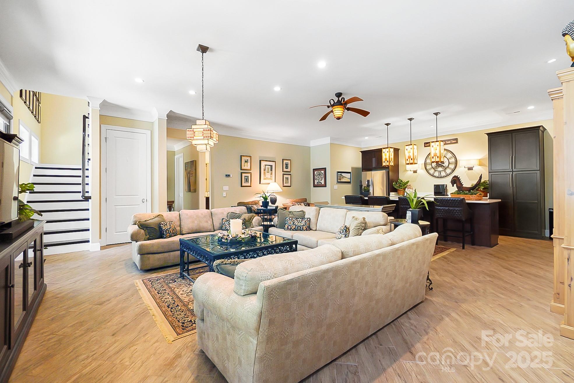 2354 Valelake Road Property Photo 34