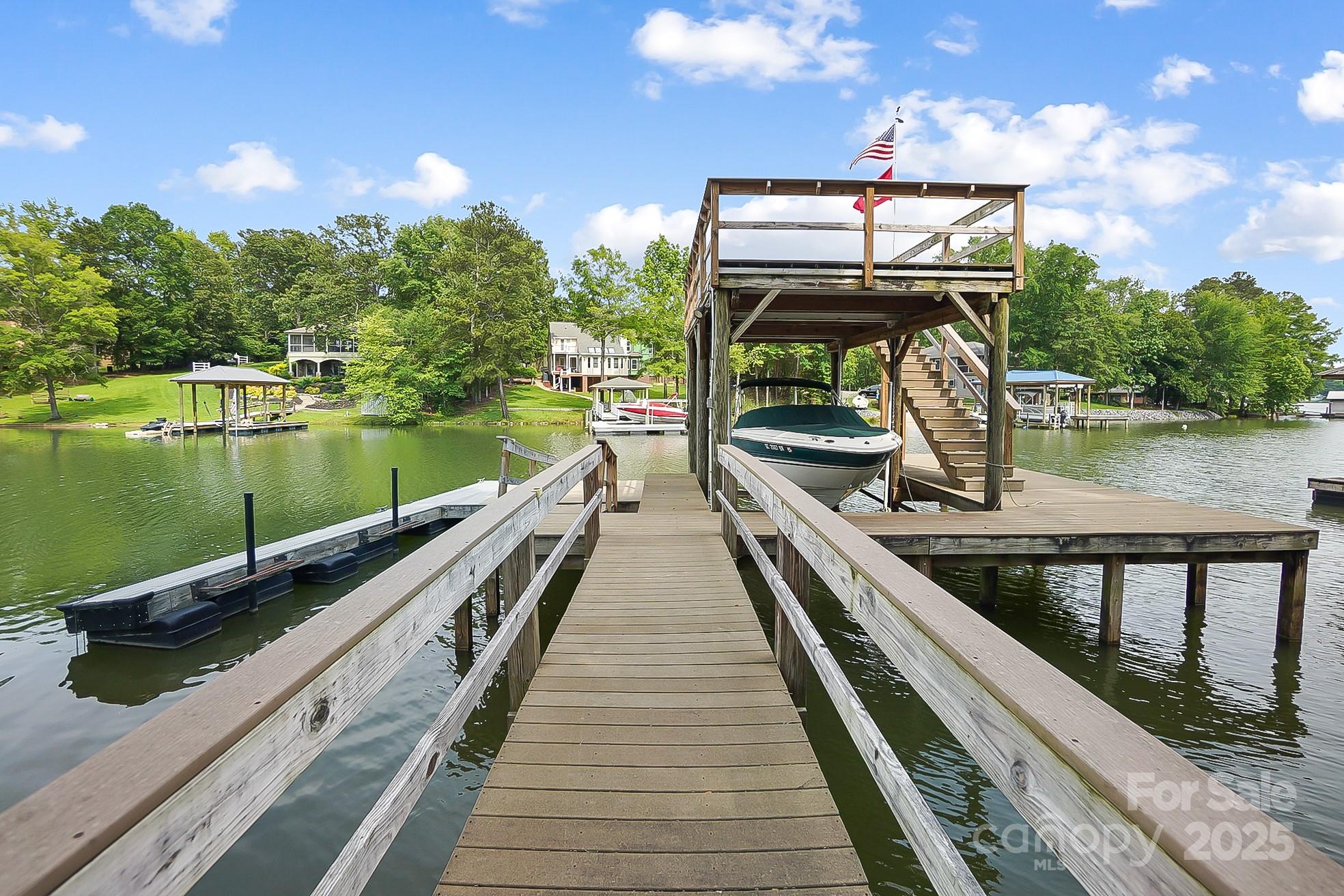 2354 Valelake Road Property Photo 40