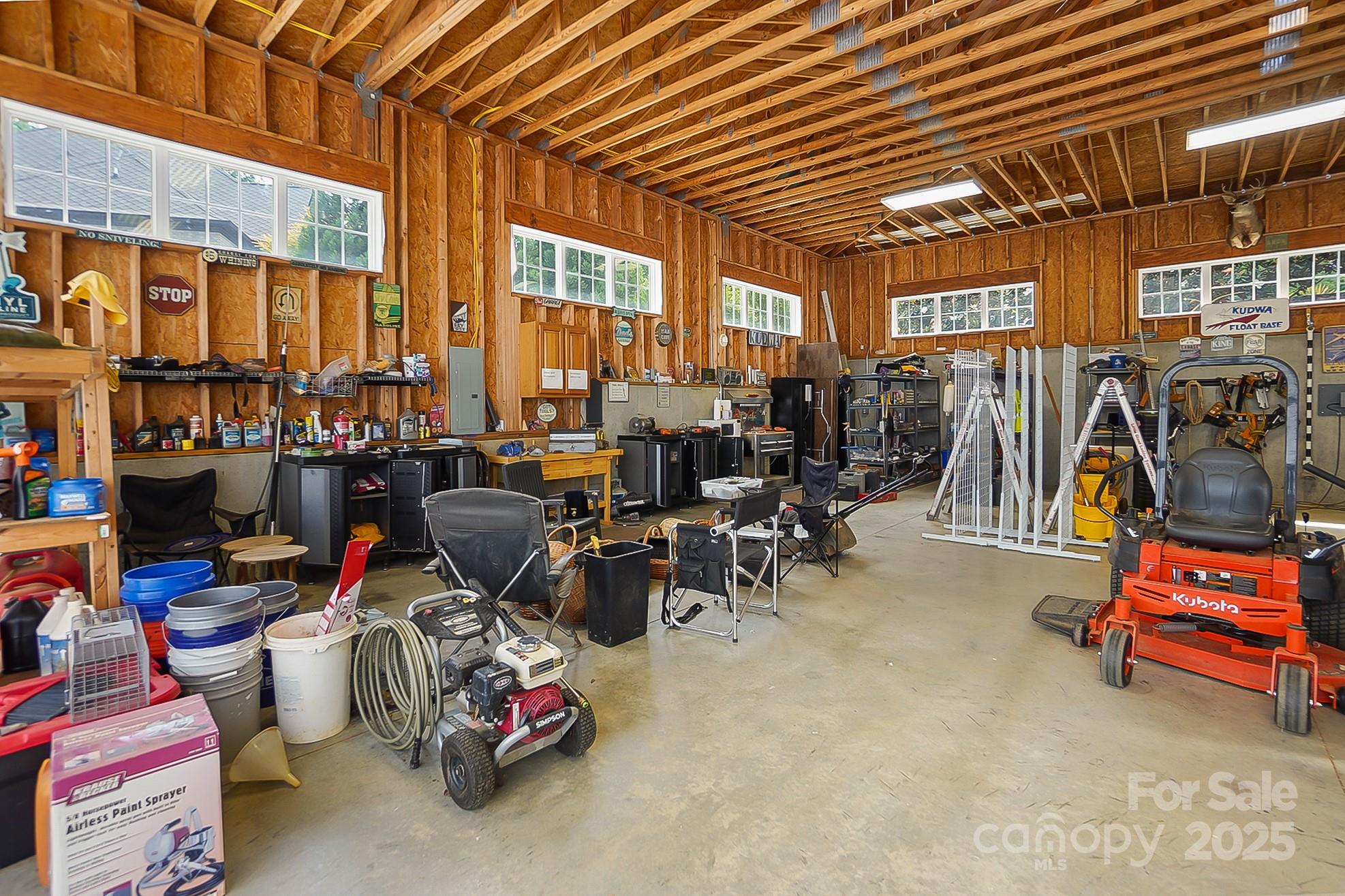 2354 Valelake Road Property Photo 47