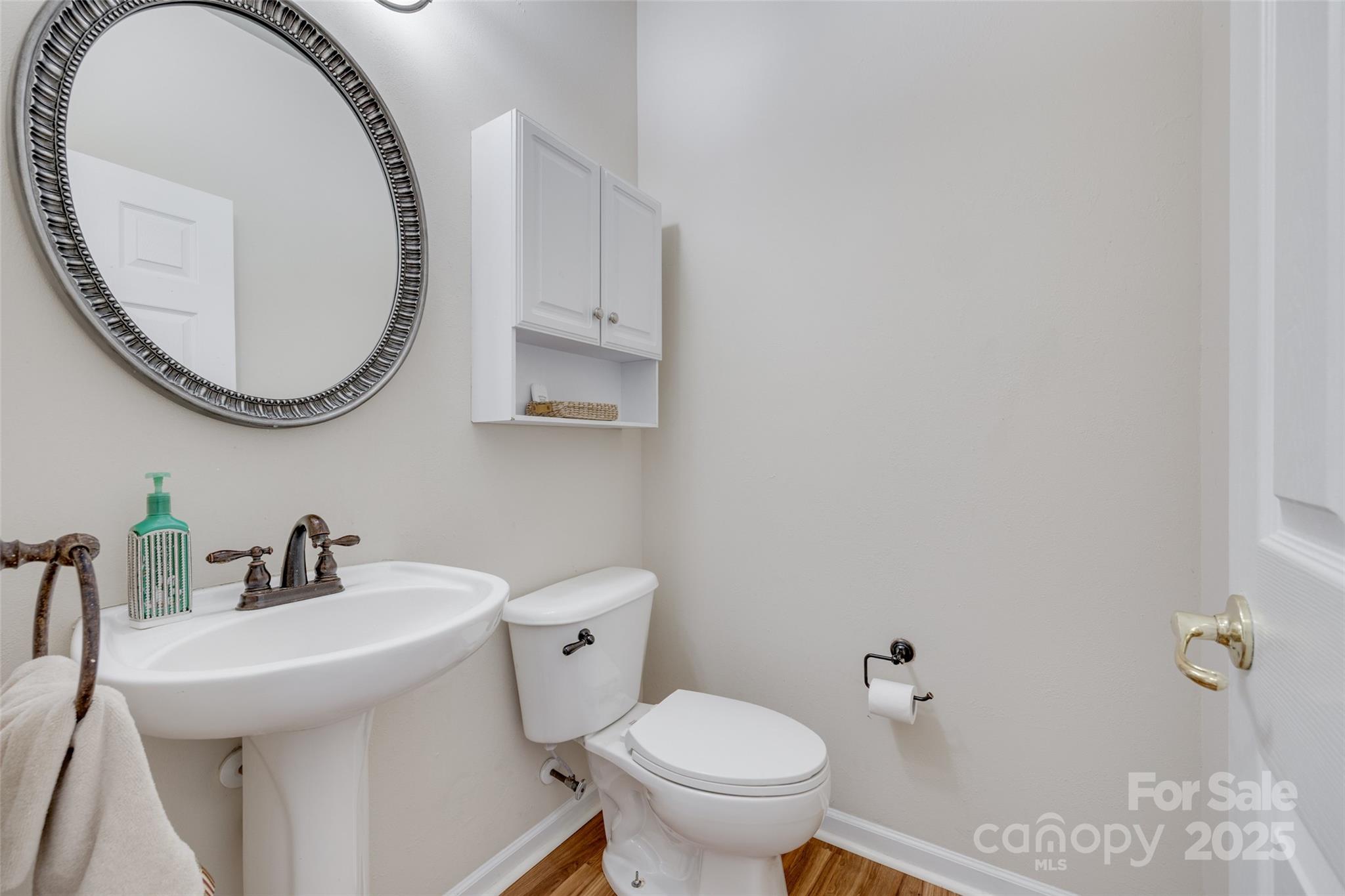 3725 Leela Palace Way Property Photo 14