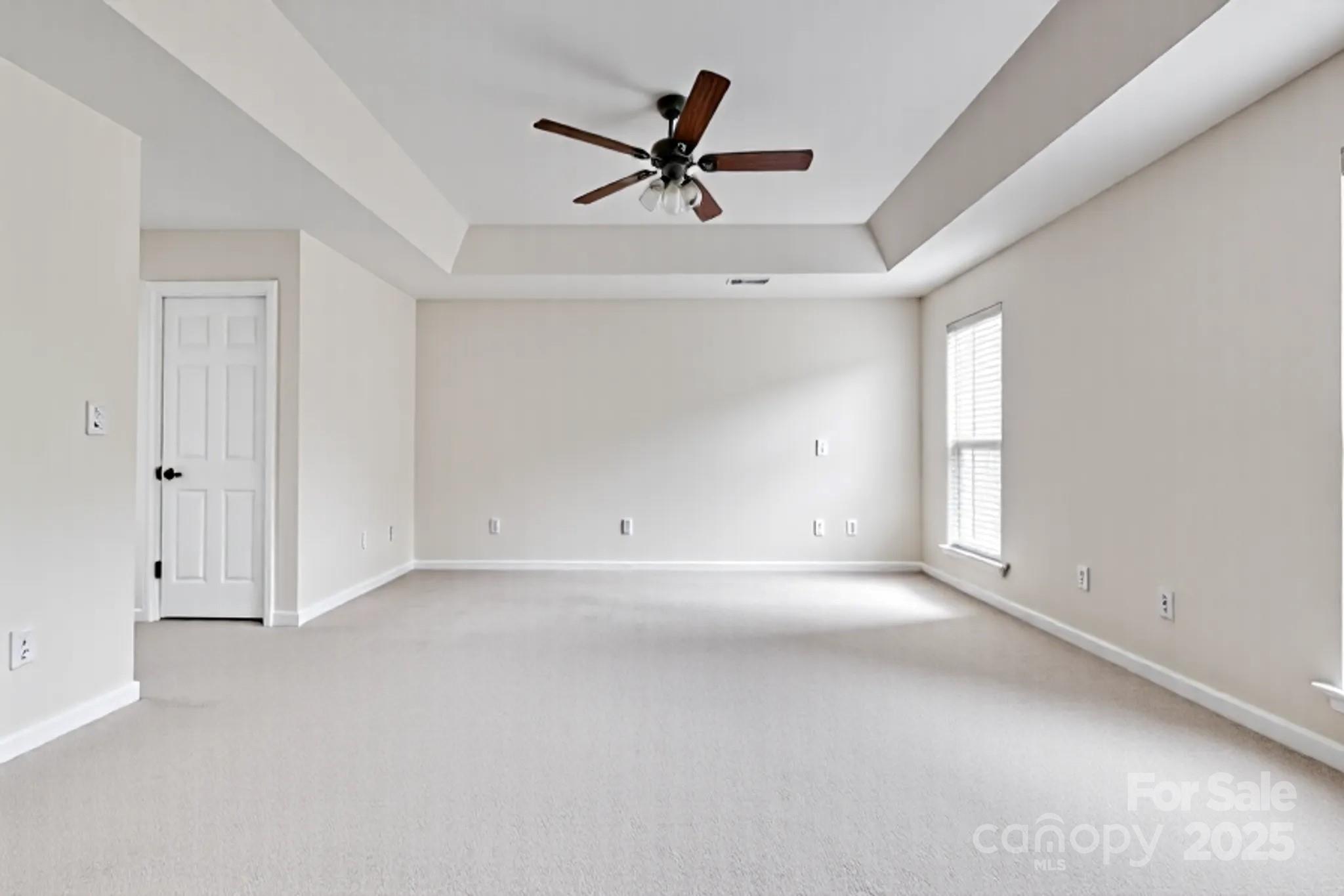 3725 Leela Palace Way Property Photo 17